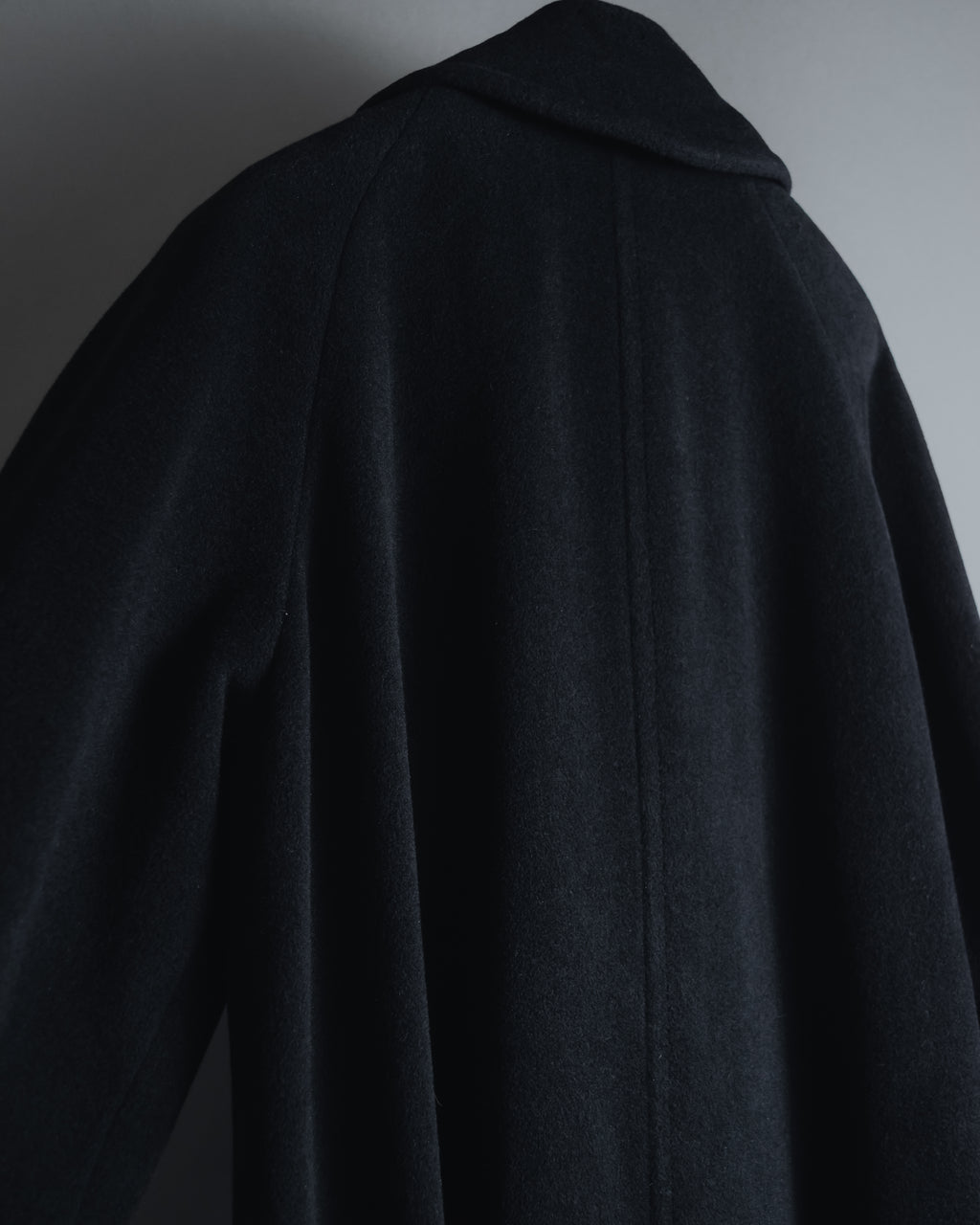 “SOPRANI DONNA” Tailored double-breasted long coat