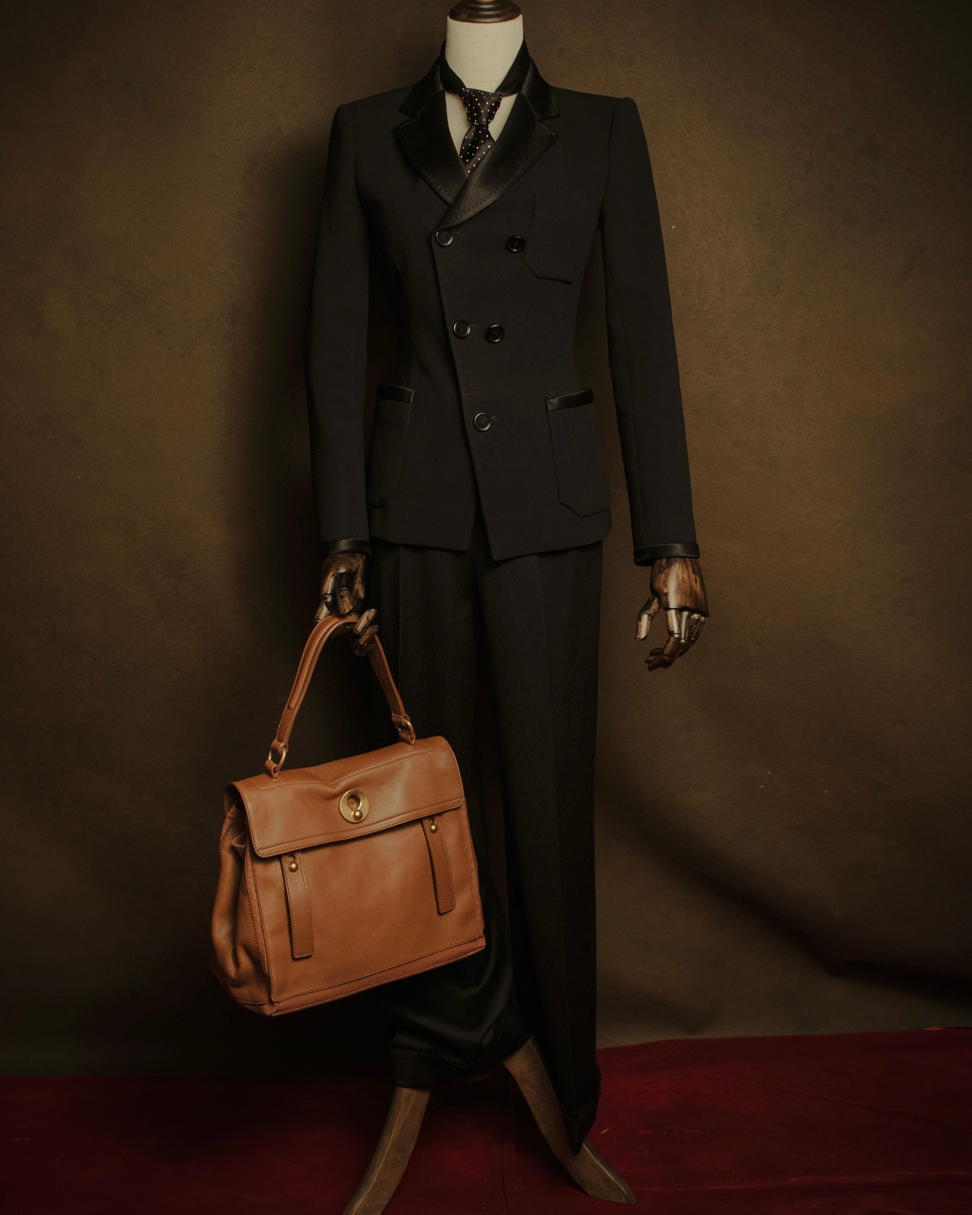 –SPECIAL– “BALENCIAGA” 2006-2012 Sculpted smoking jacket