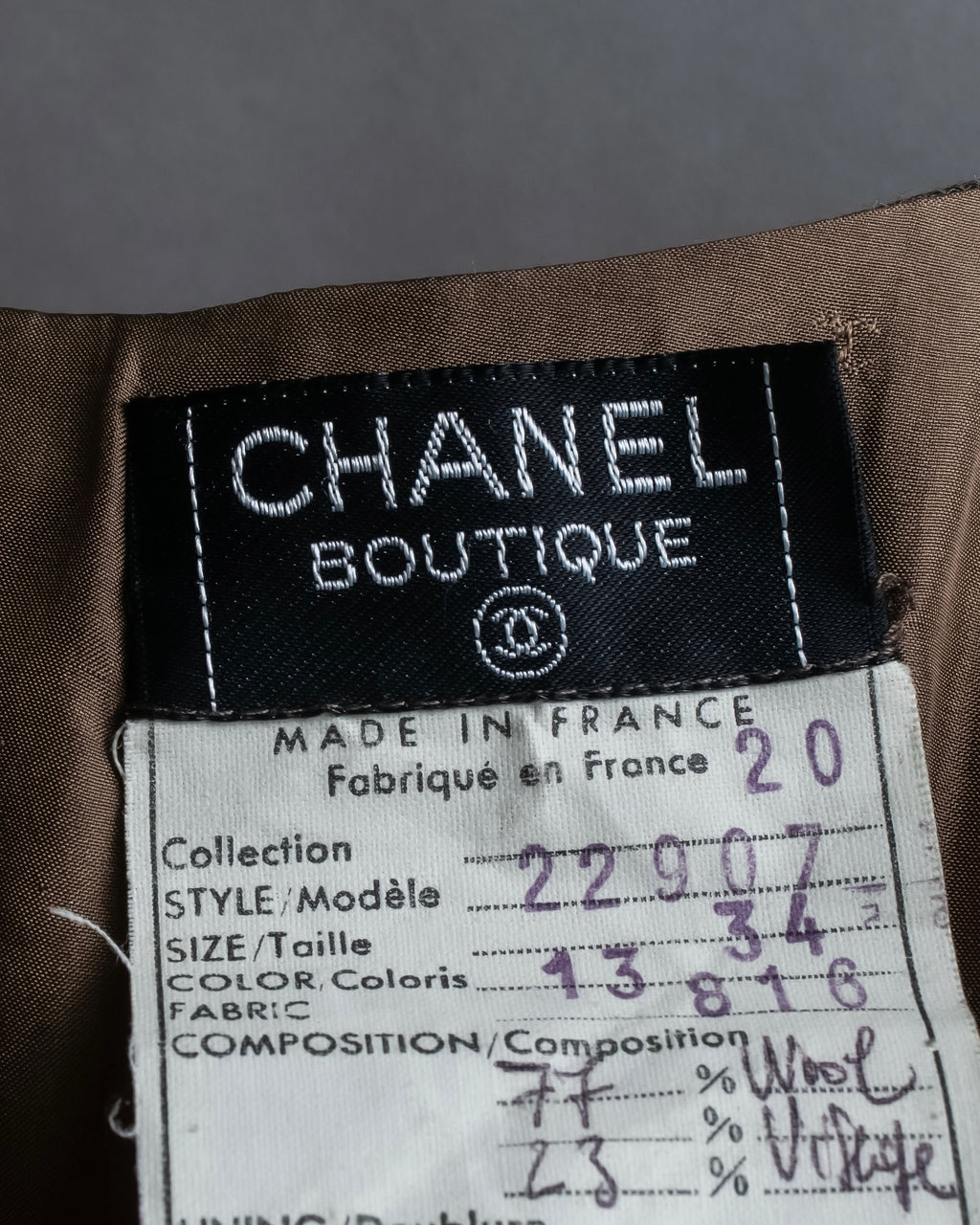 "CHANEL" Side button design pleated flared skirt