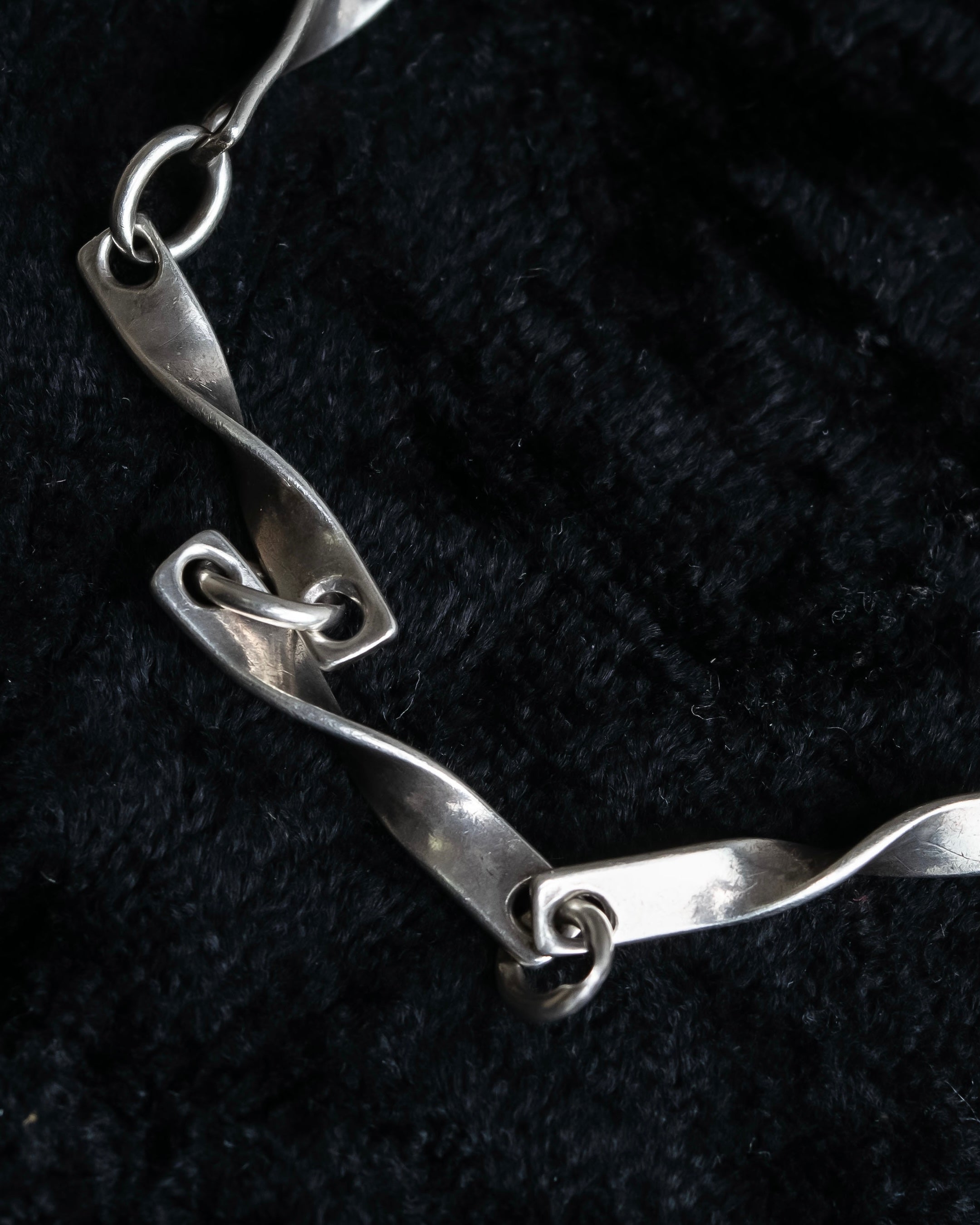 "GEORG JENSEN" Twisted design silver 925 bracelet