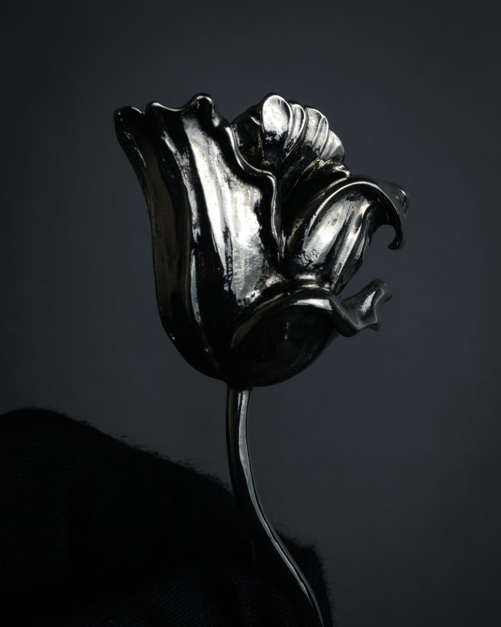 “KENZO” 90’s-00’s Botanical flower motif long brooch