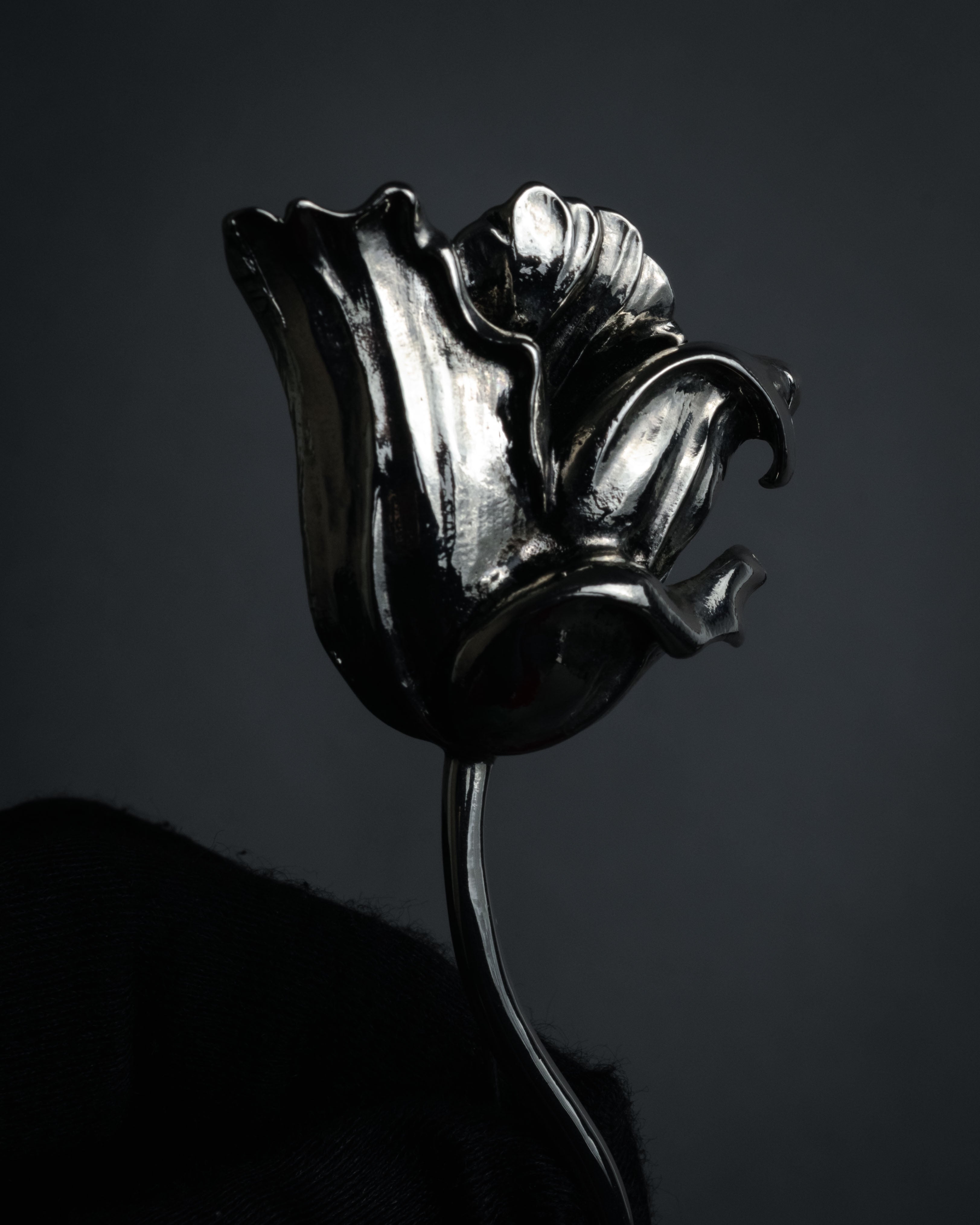 “KENZO” 90’s-00’s Botanical flower motif long brooch