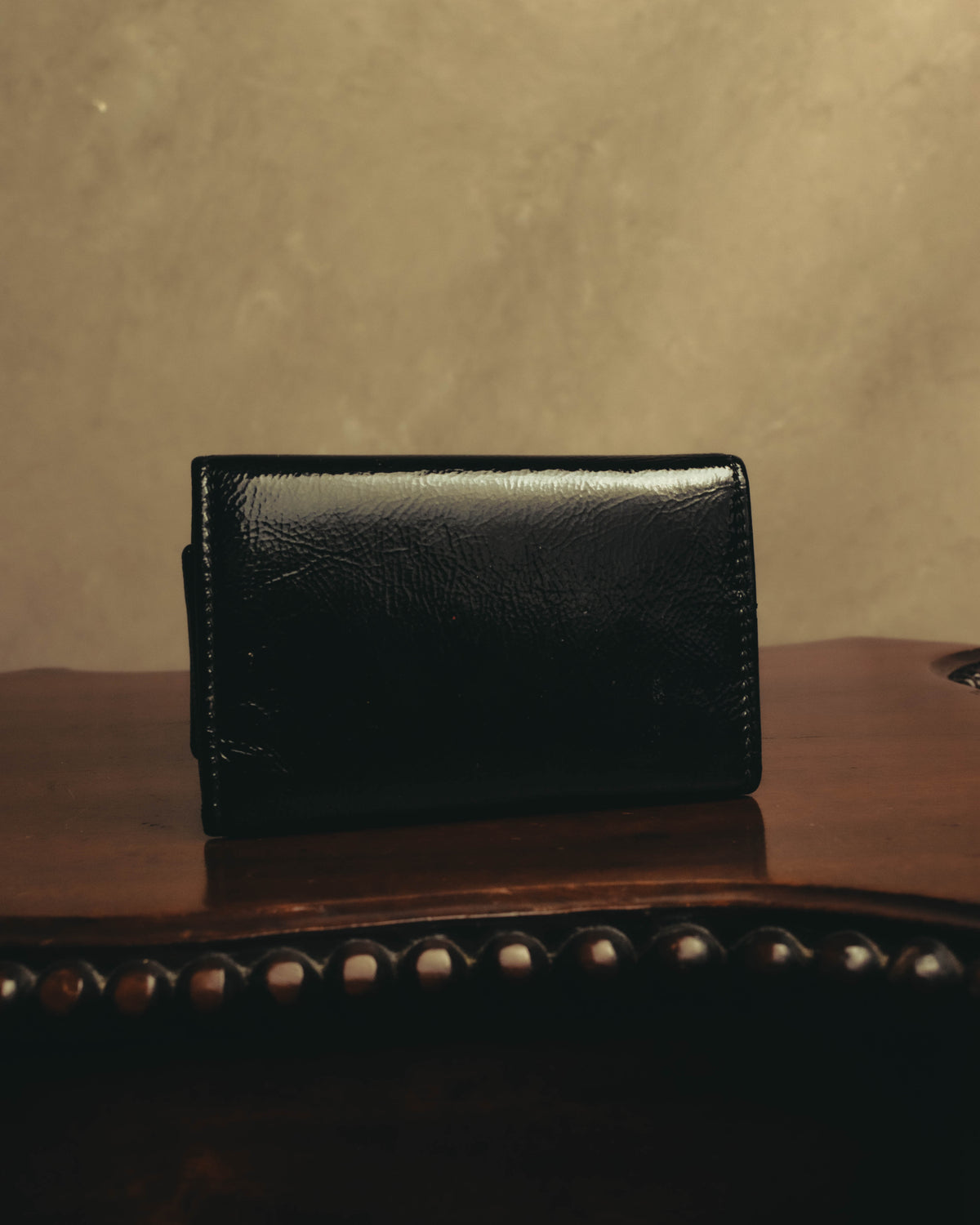 “Yves Saint Laurent” 00’s-10’s Y-Mail patent leather key case