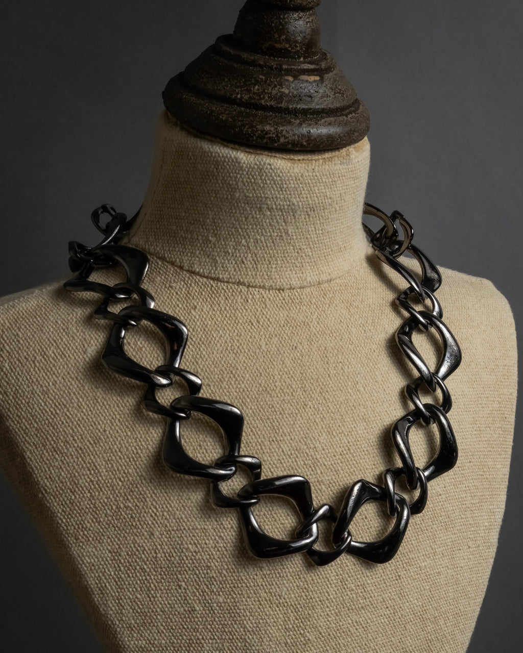 "YVES SAINT LAURENT" Sculptural link chain necklace