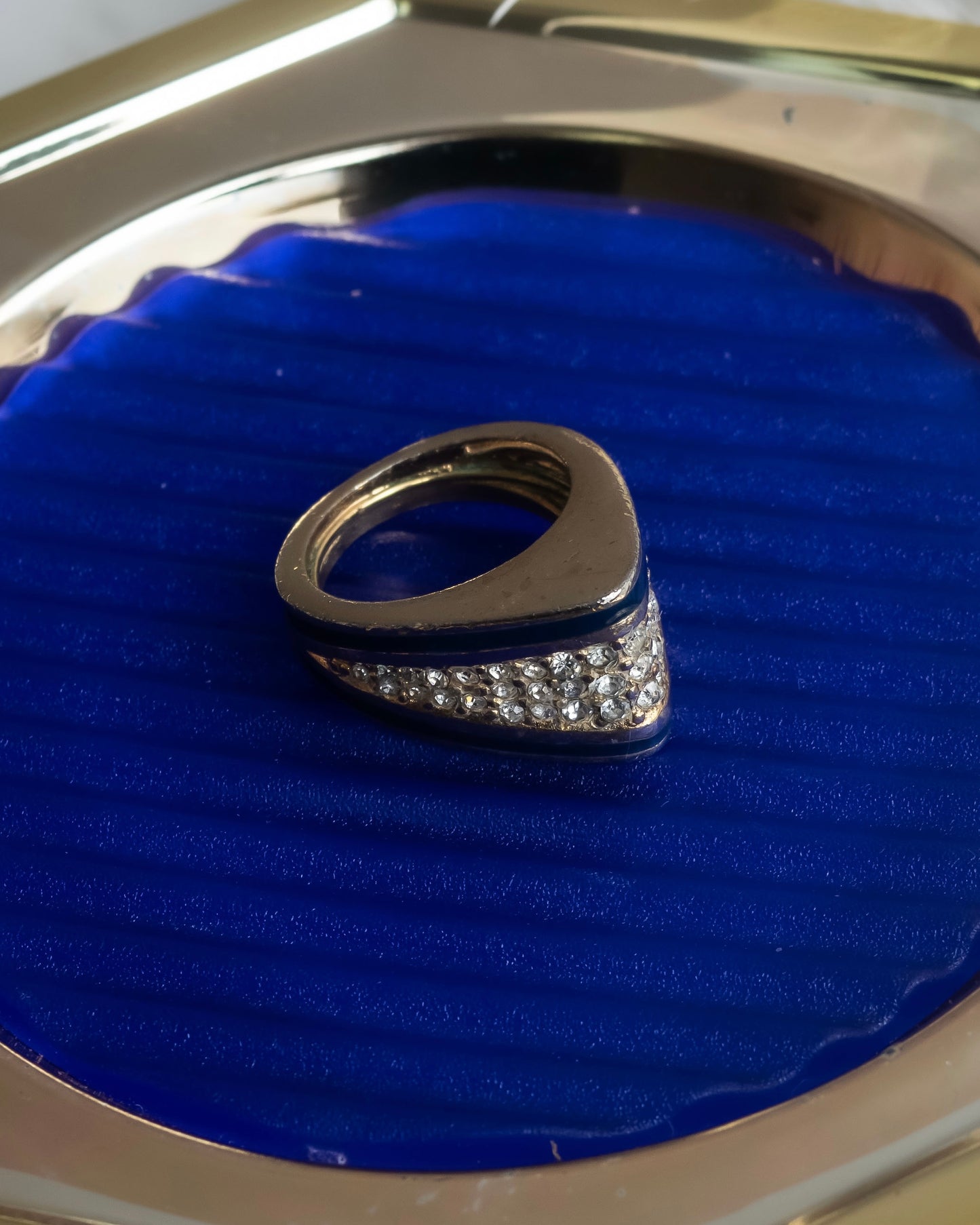 "Christian Dior" Diamond embedded blue line design ring