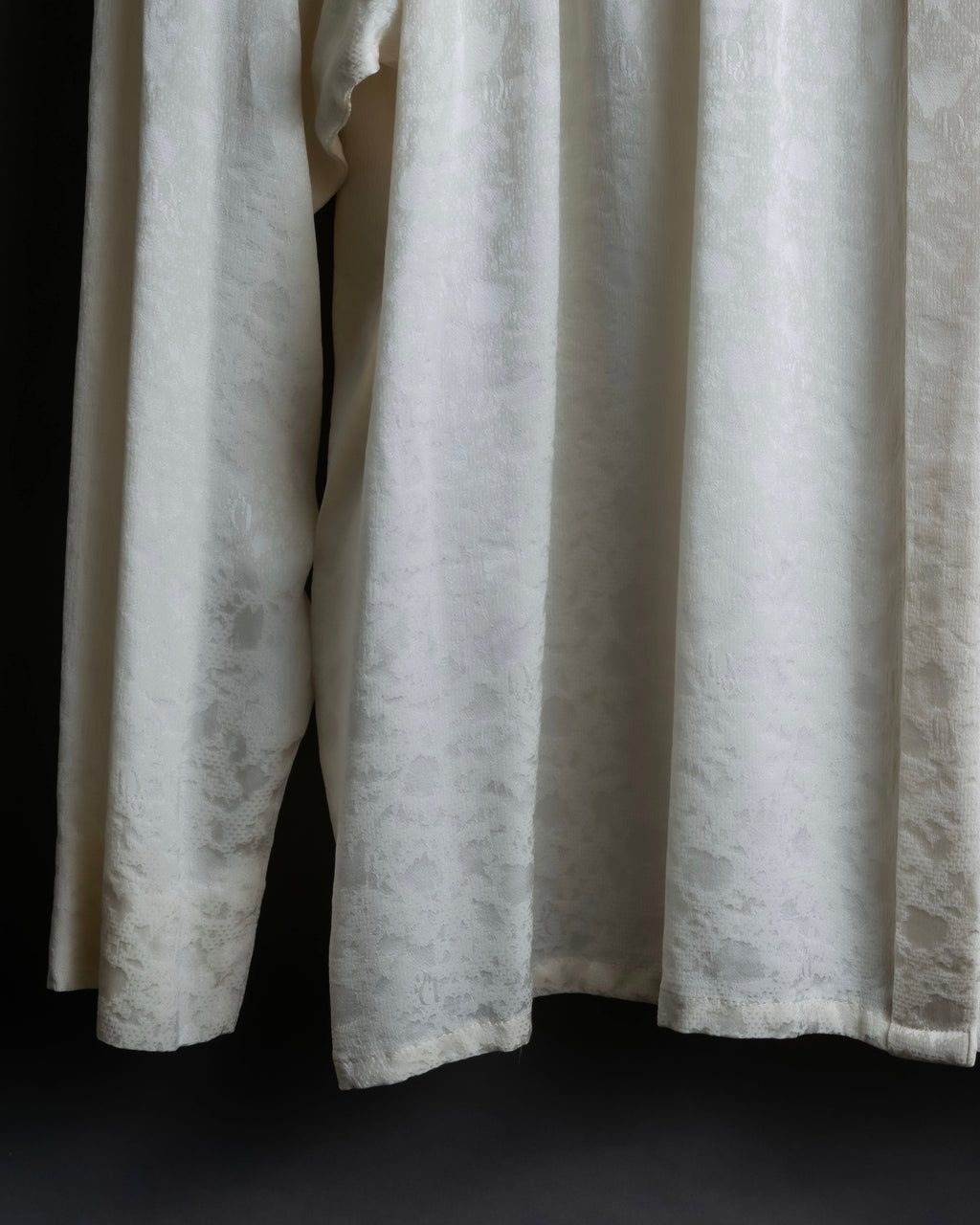 "Christian Dior" Shiny off-white shirt