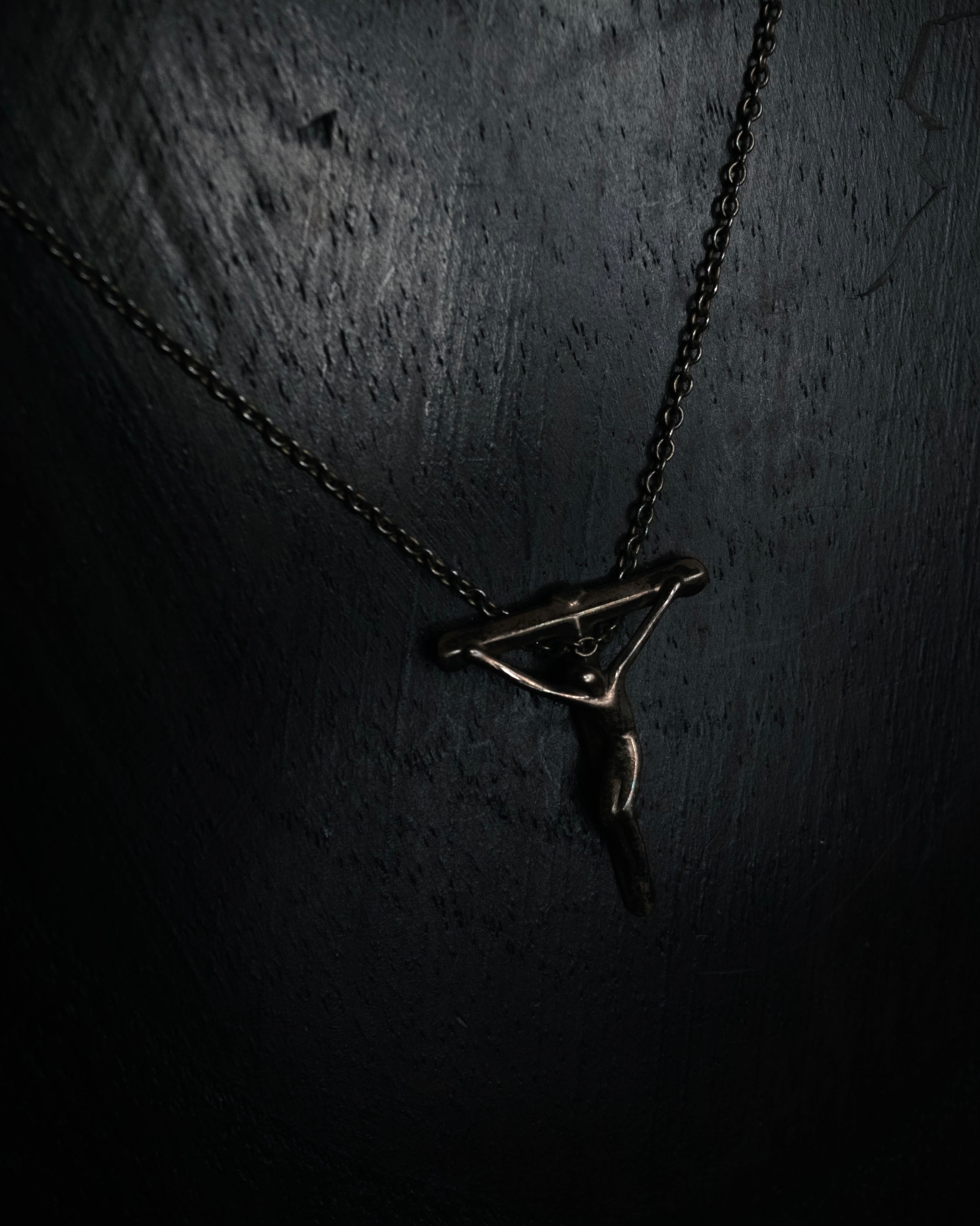 “TIFFANY & CO.” 90’s-00’s Peretti sculpted crucifix pendant