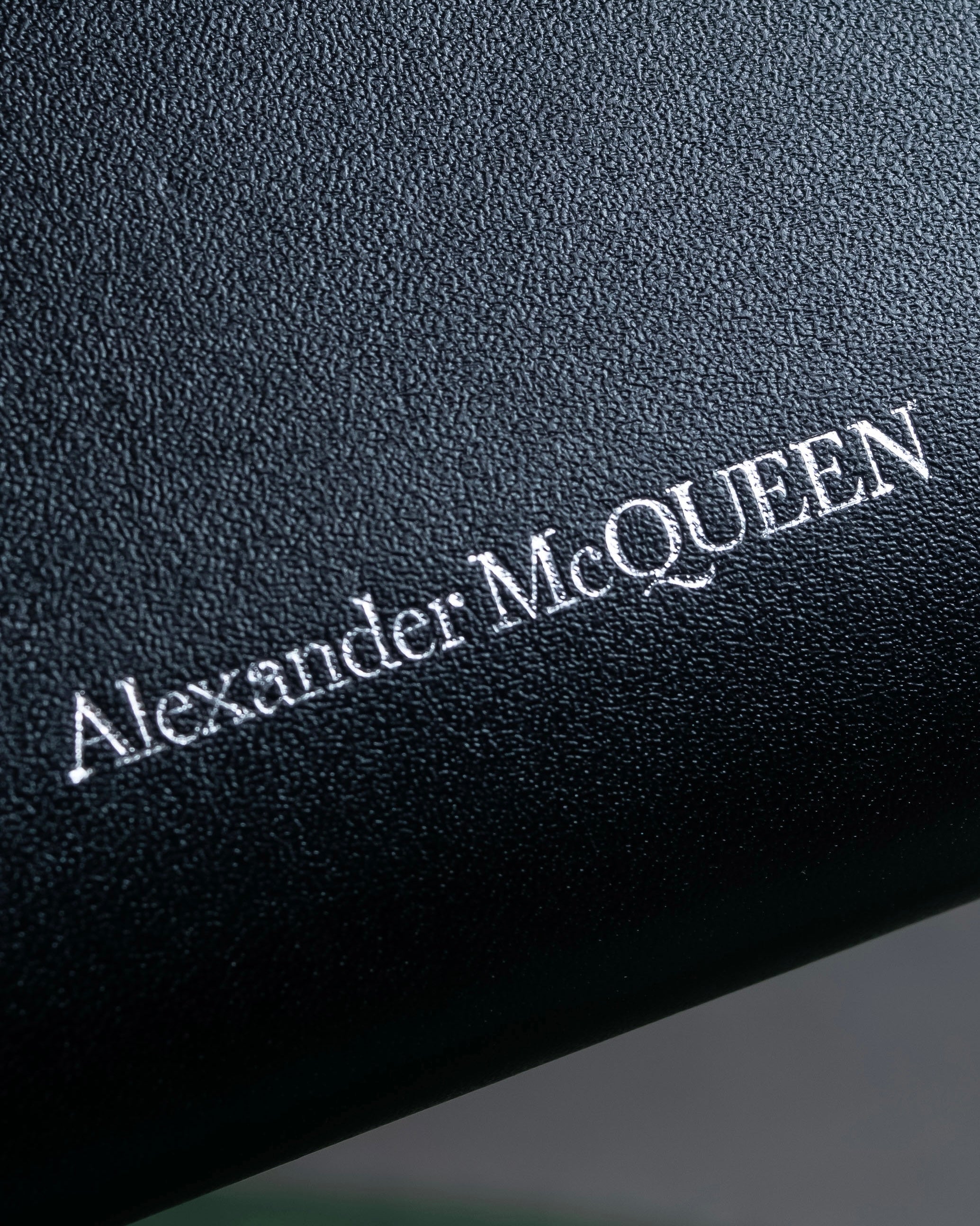 "Alexandar McQueen" Two-tone crystal clasp leather shoulder wallet