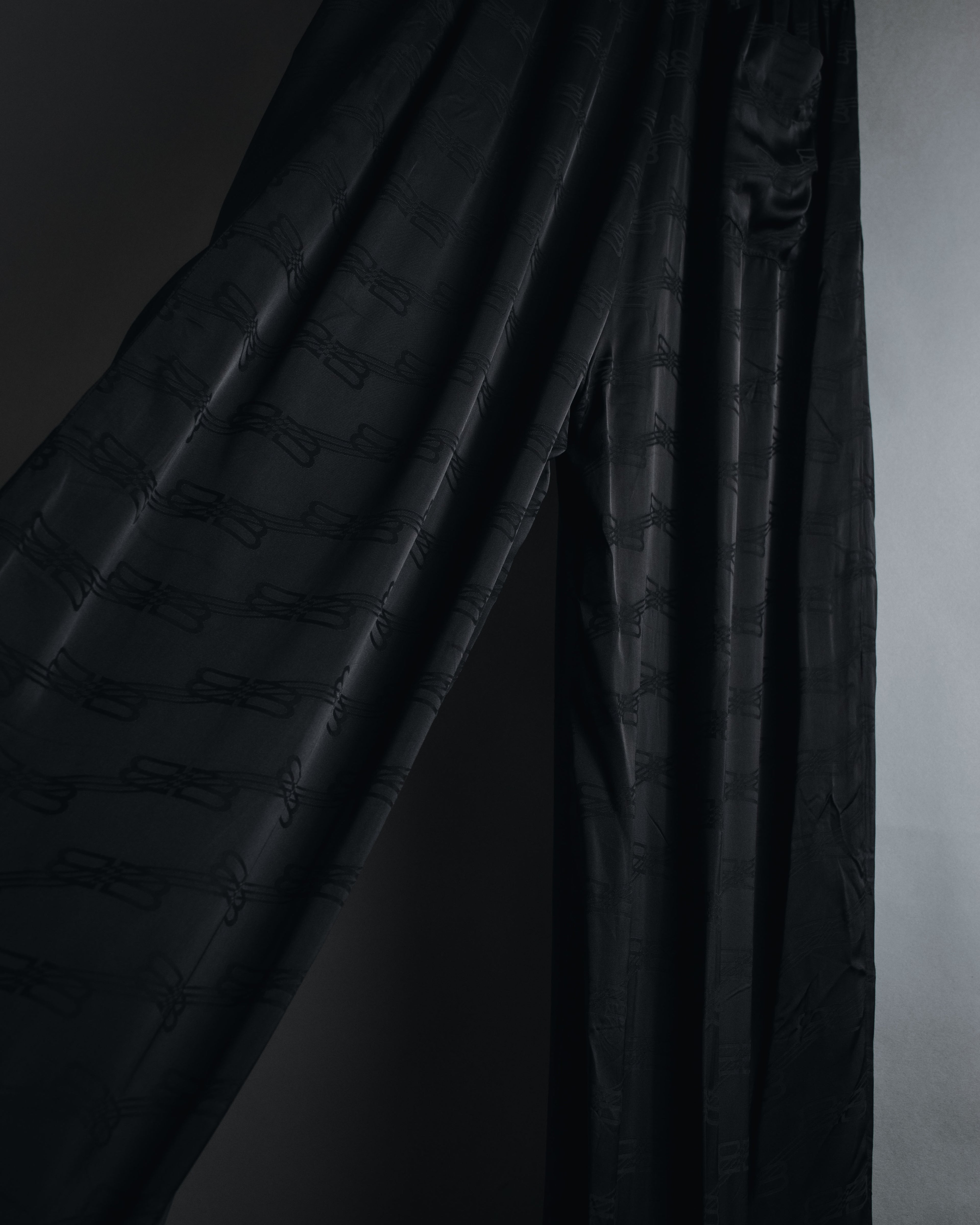 BALENCIAGA 2022春夏影子字母宽松休闲裤