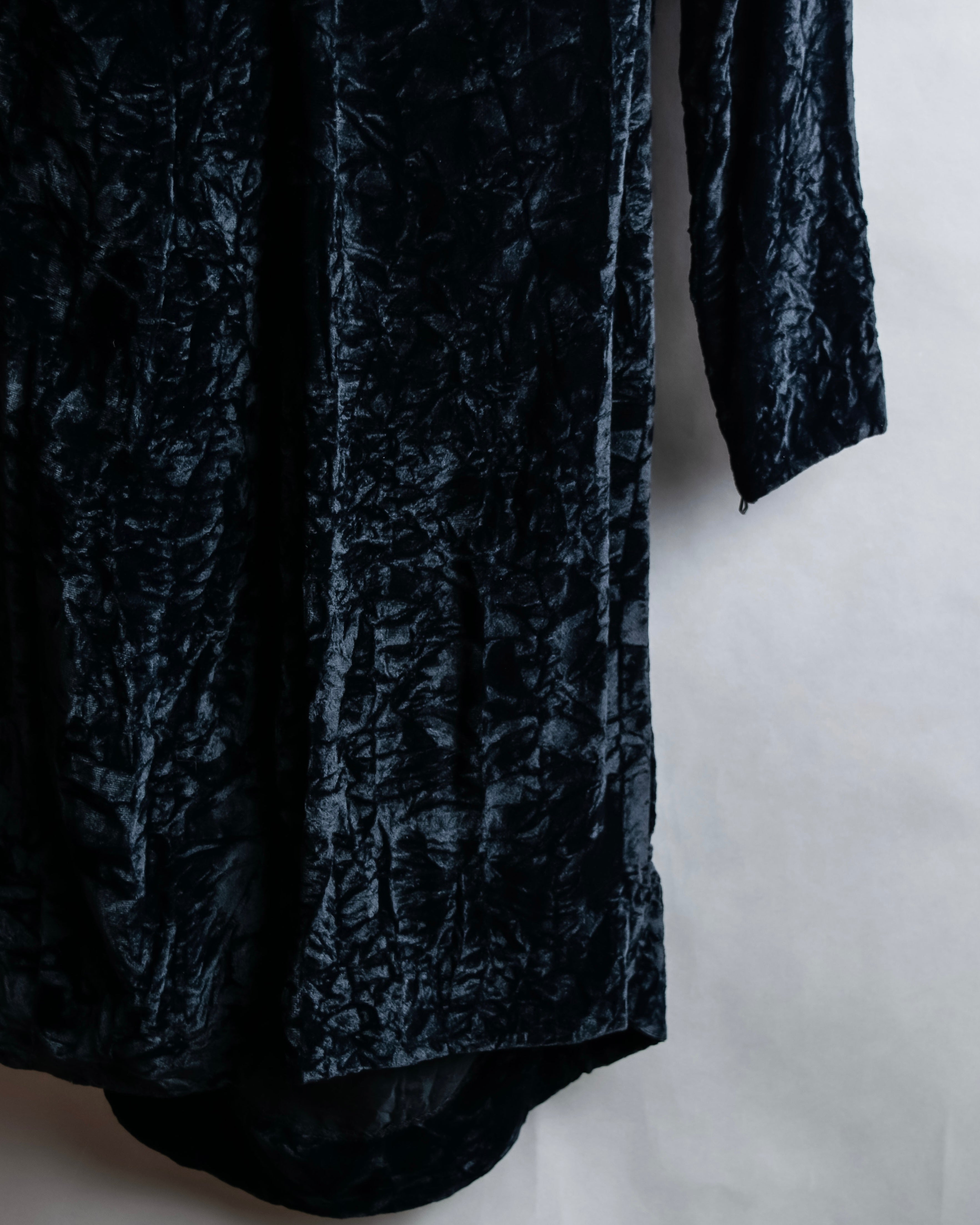 "Yves Saint Laurent Rive Gauche"
Draped neckline crushed velour dress