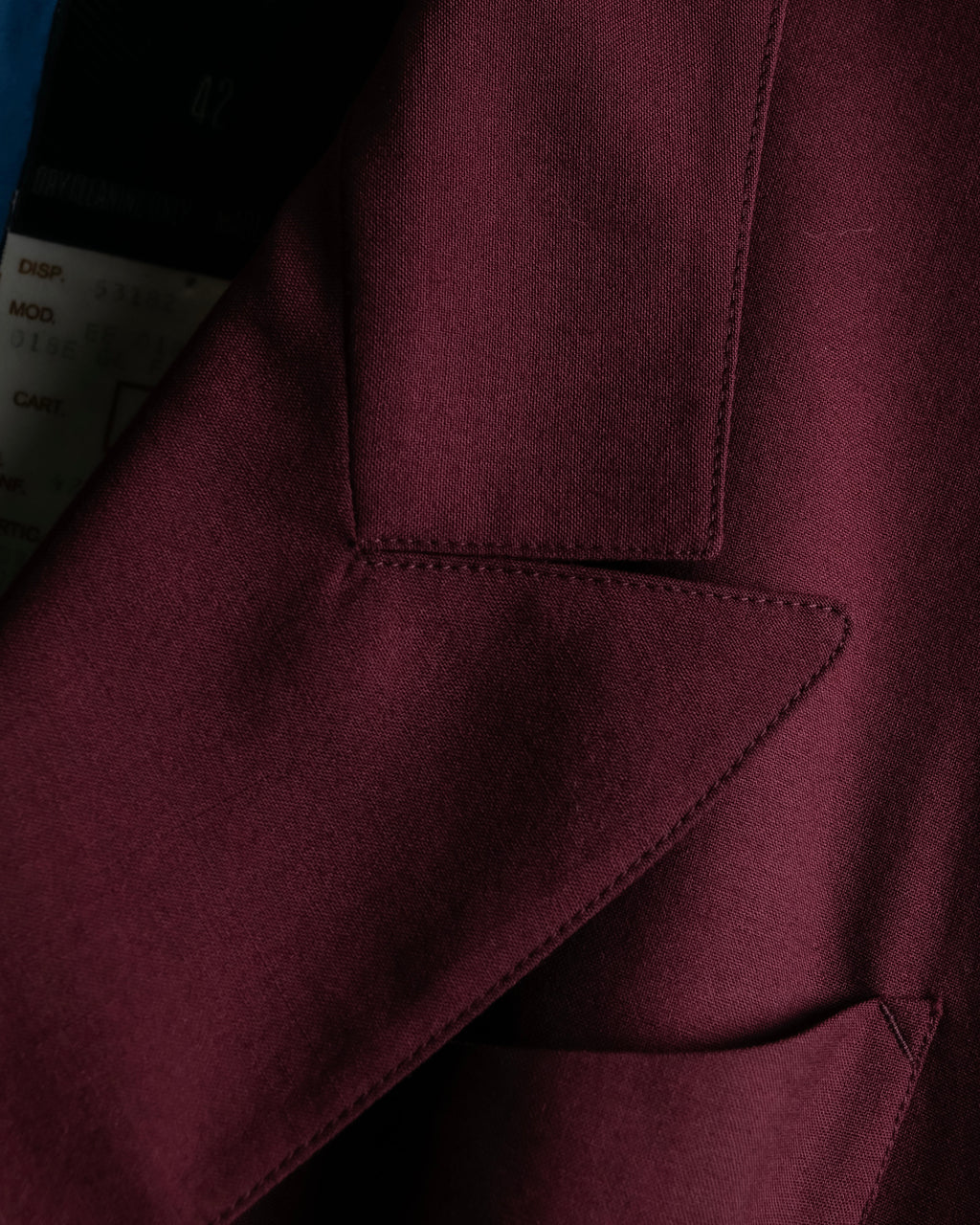 "JEAN PAUL GAULTIER FEMME"
Bordeaux color peaked lapel wool tailored jacket