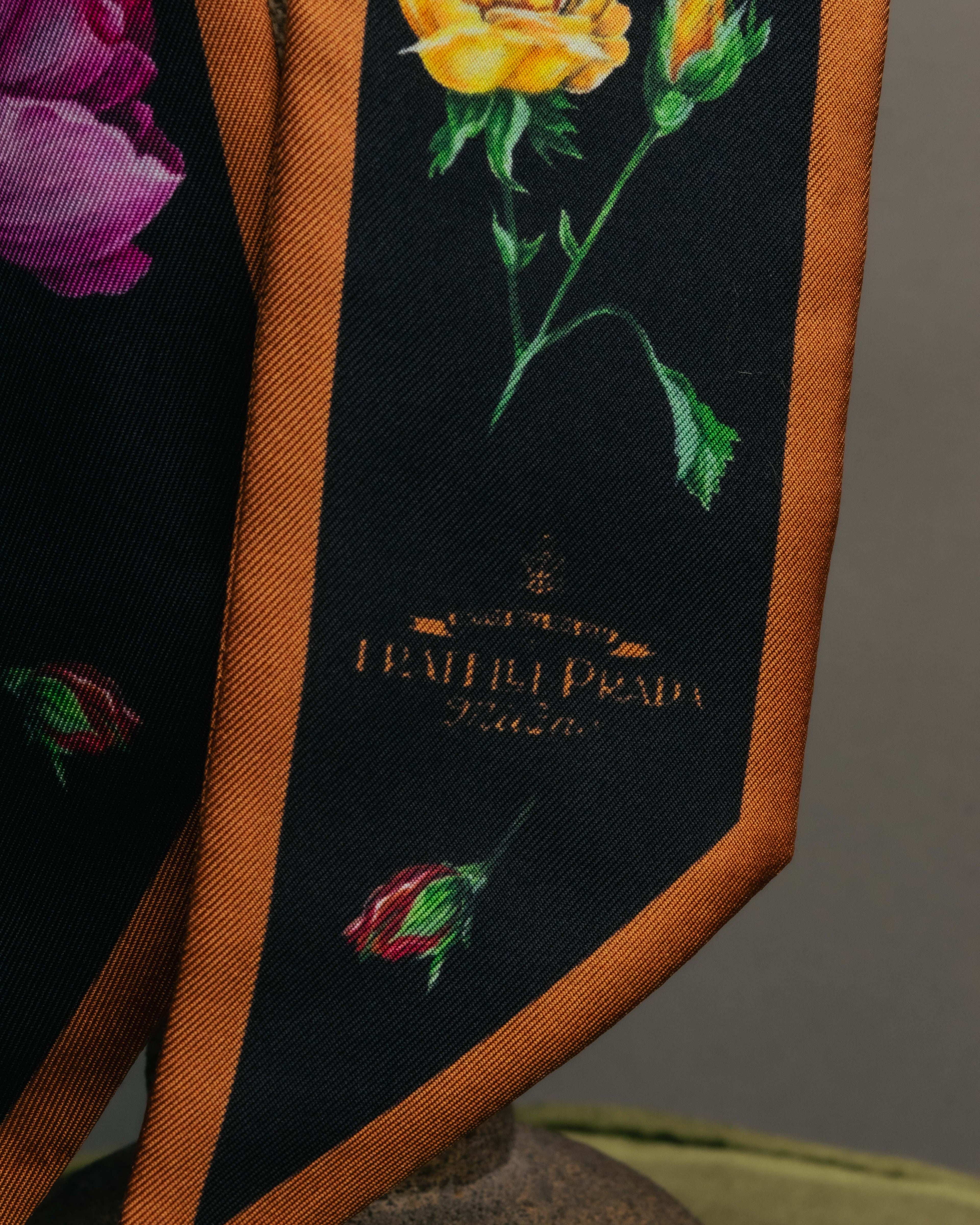 "PRADA" 2020's Floral silk skinny scarf