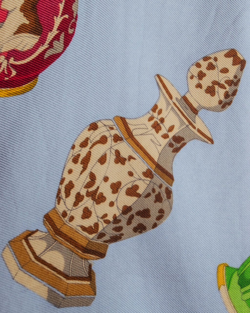 "GUCCI" 90's-00's Vintage botanical and perfume bottle silk scarf