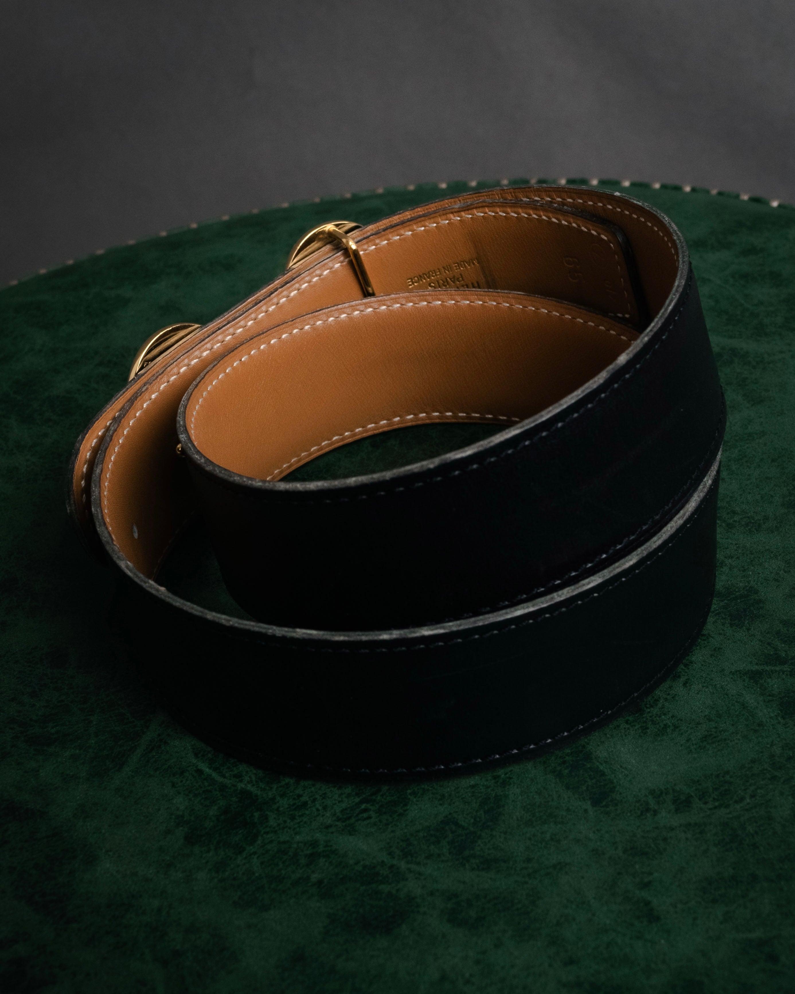 “HERMÈS” 90’s Horsebit leather belt