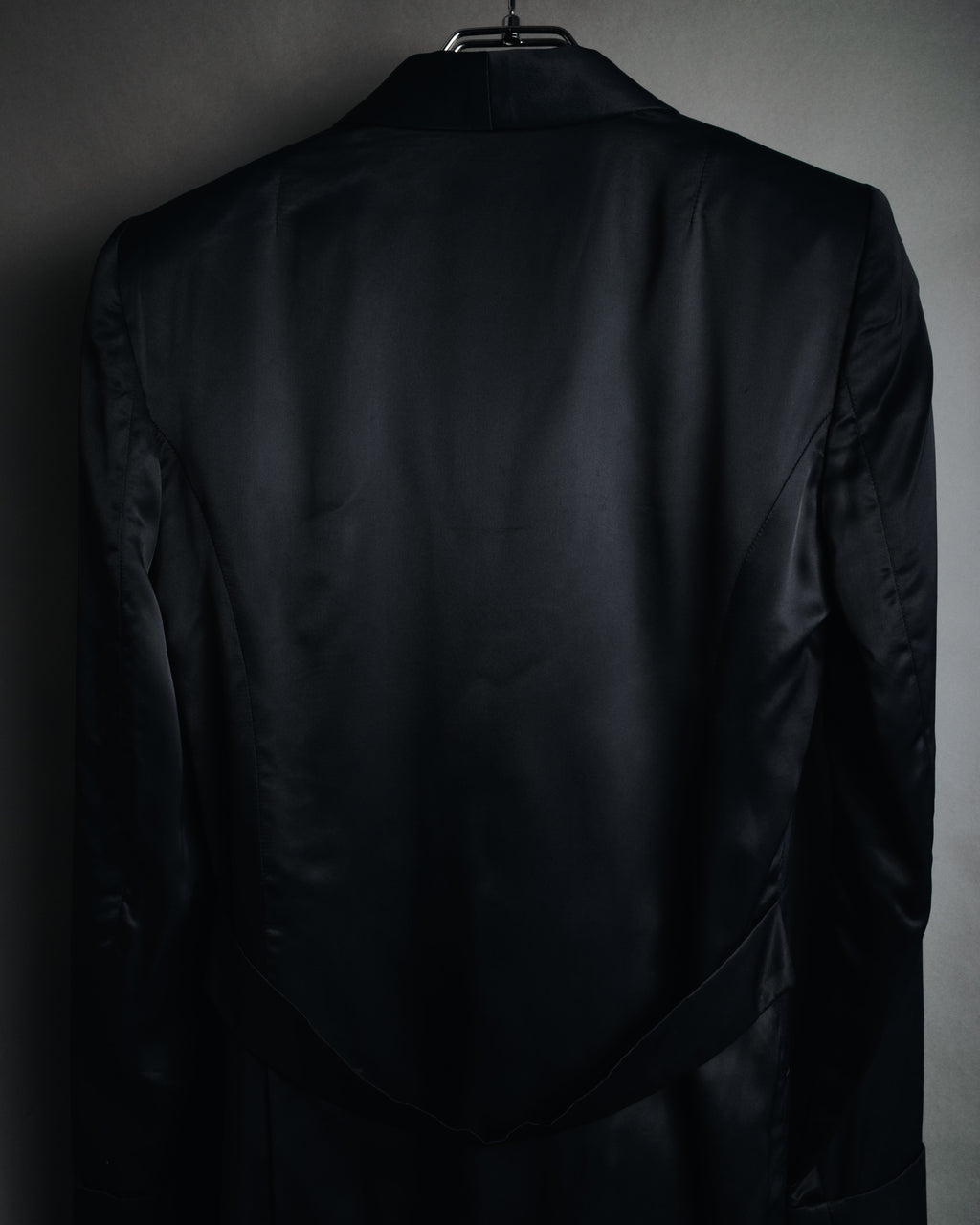 "BALENCIAGA.PARIS" 2008-2009 Sculptural satin shawl collar tuxedo jacket