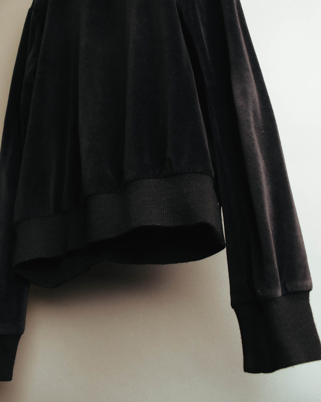 "Véronique Branquinho" 90's-00's Cotton velour v-neck sweatshirt