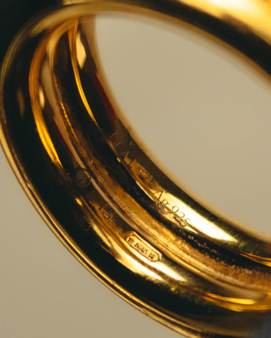 -SPECIAL- “BOTTEGA VENETA” 2021-2025 Gold tone sculptural knot ring