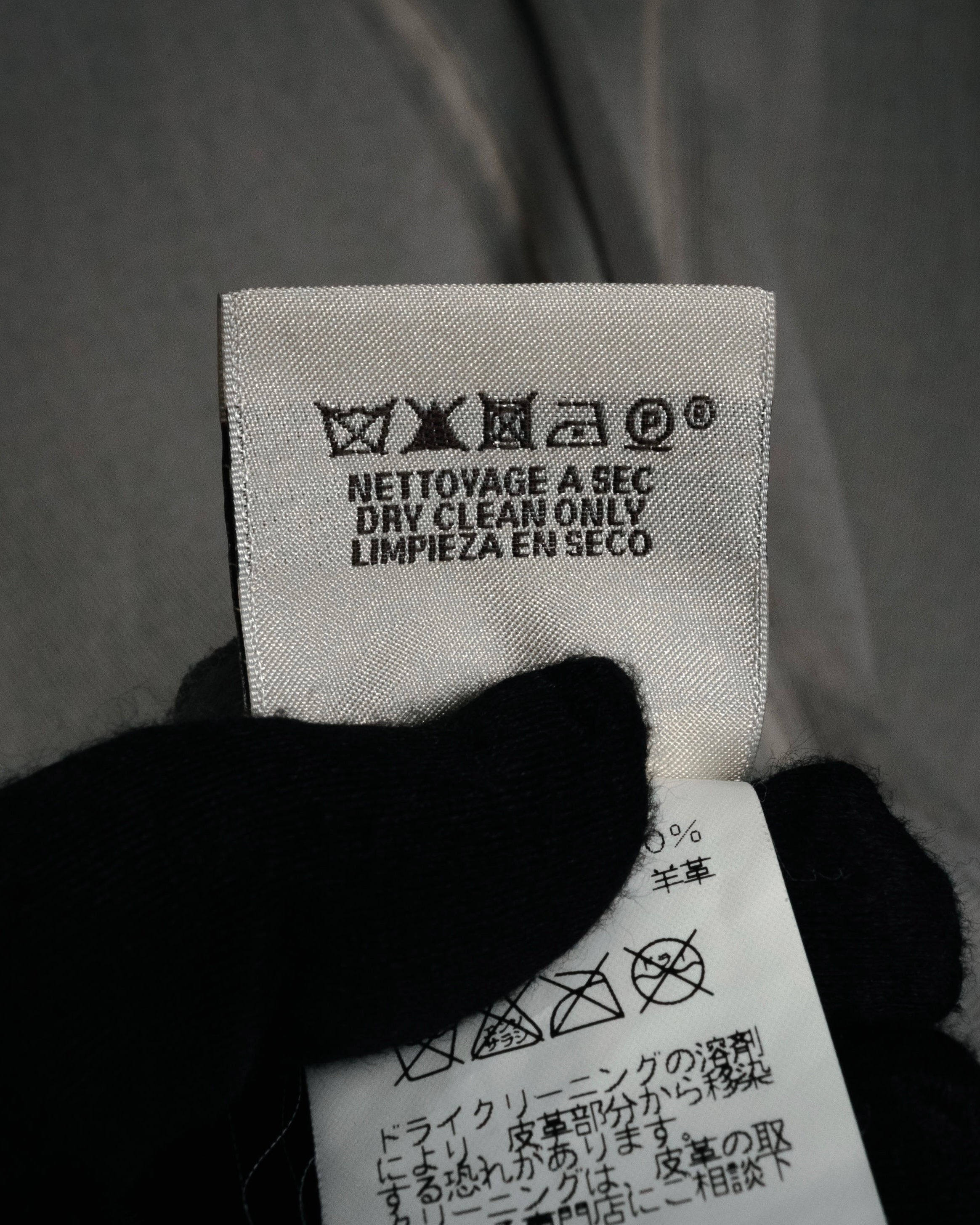 “HERMES” 2000’s Lambskin trimmed high gauge wool cardigan