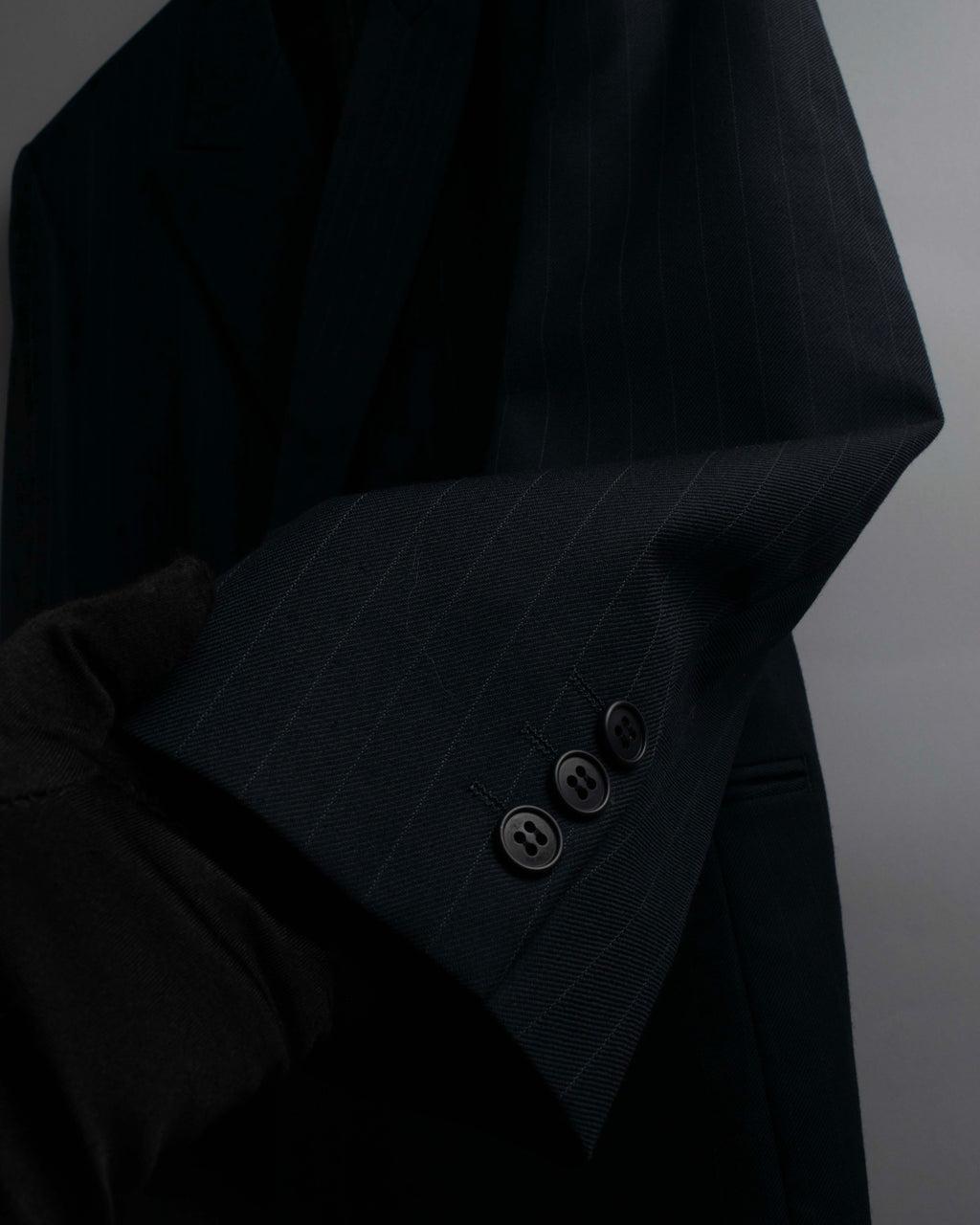 "YVES SAINT LAURENT" 00's shadow stripe pattern beautiful tailoring set up