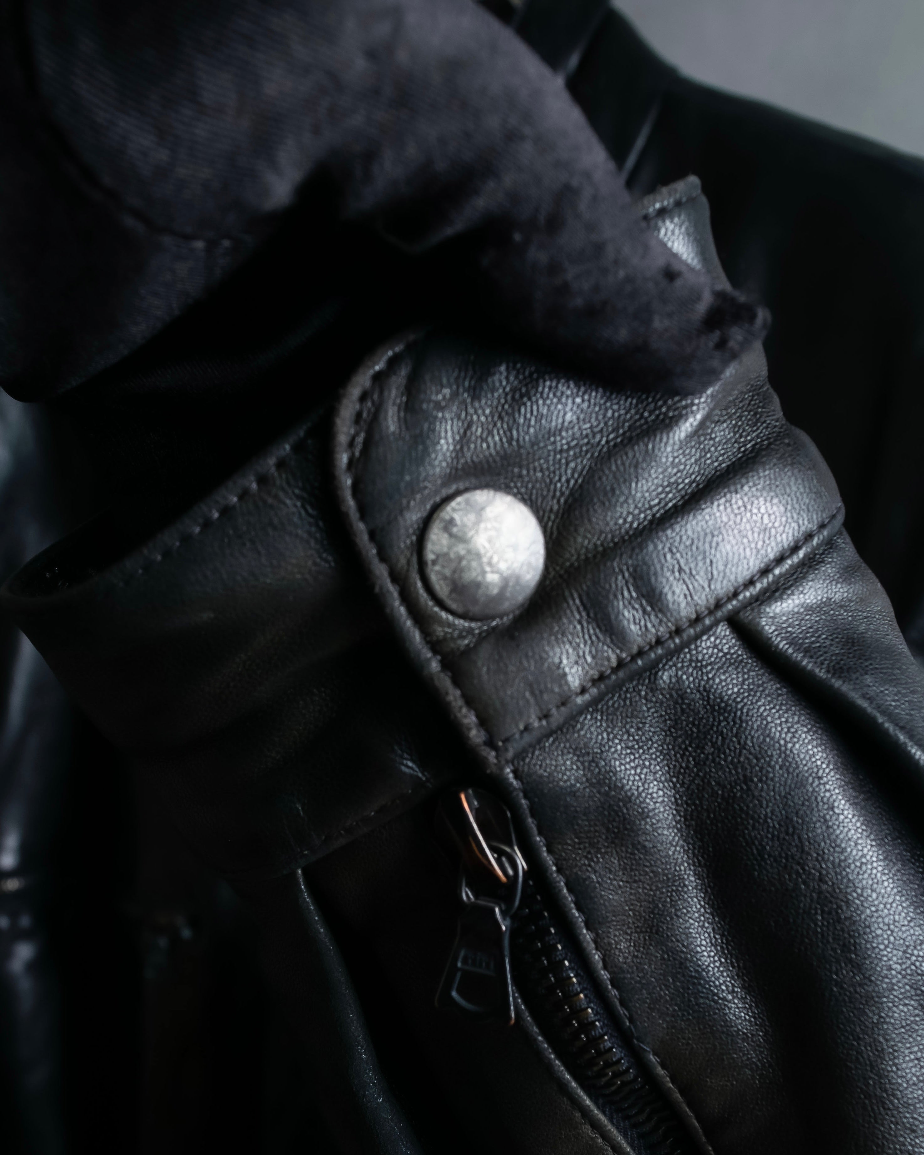 "Claude Montana" Drawcord detail stand-up collar leather blouson