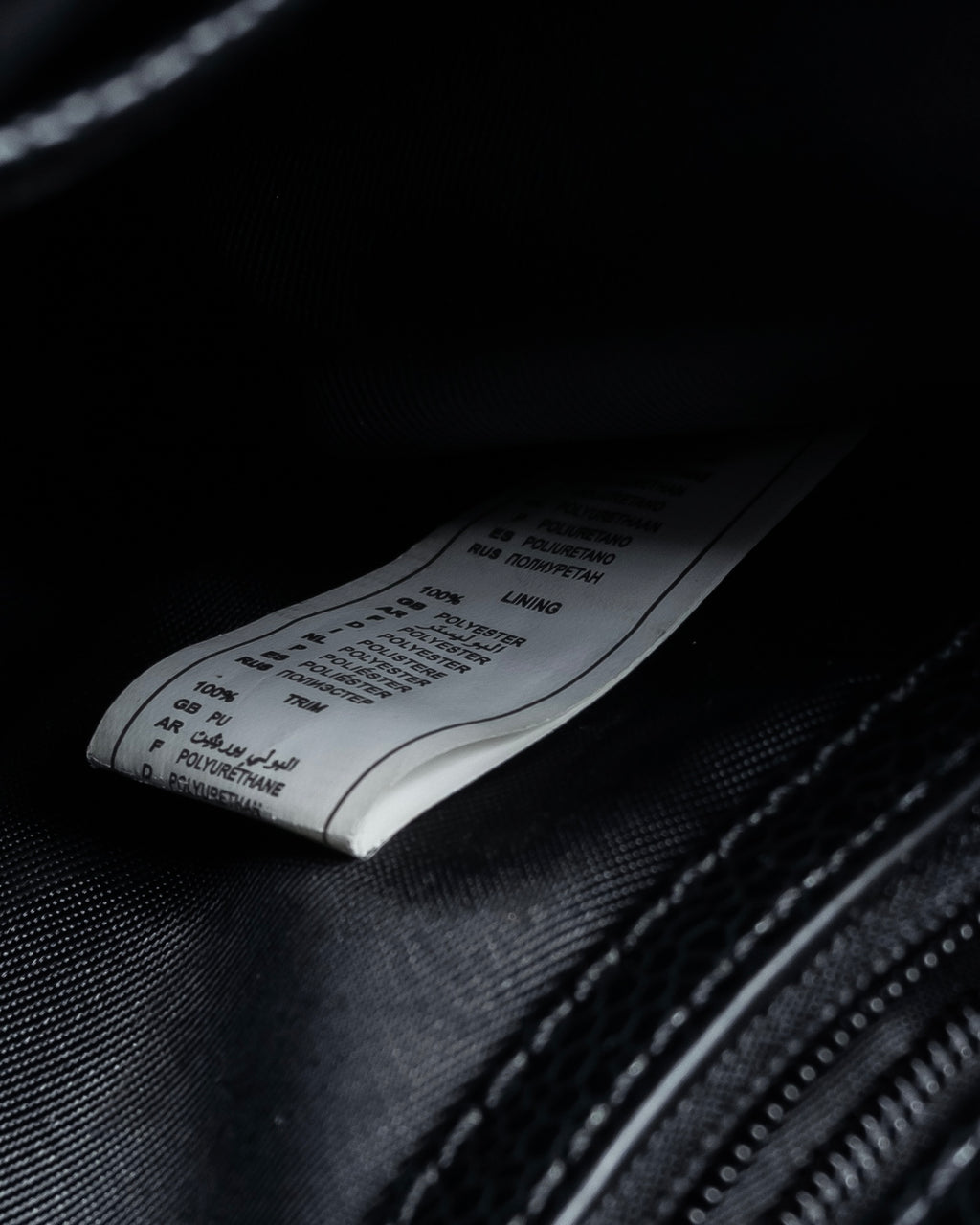 "VALENTINO" Textured leather V tassel chain shoulder bag