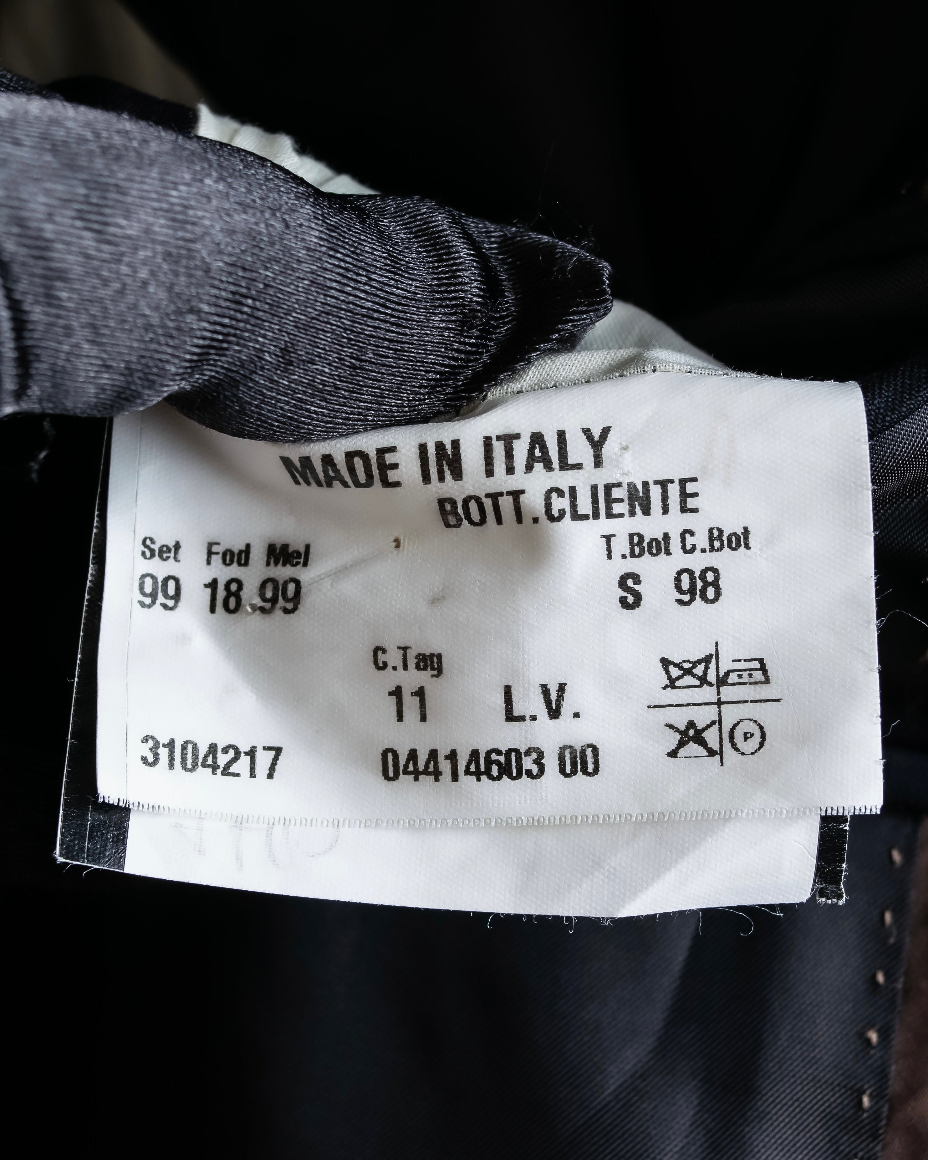 "LOUIS VUITTON" 2 button relaxed tailored jacket & no tuck tapered slacks set up