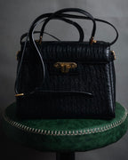–SPECIAL– "Valentino Garavani"
1985-95 Croc embossed trapezoid top handle bag
