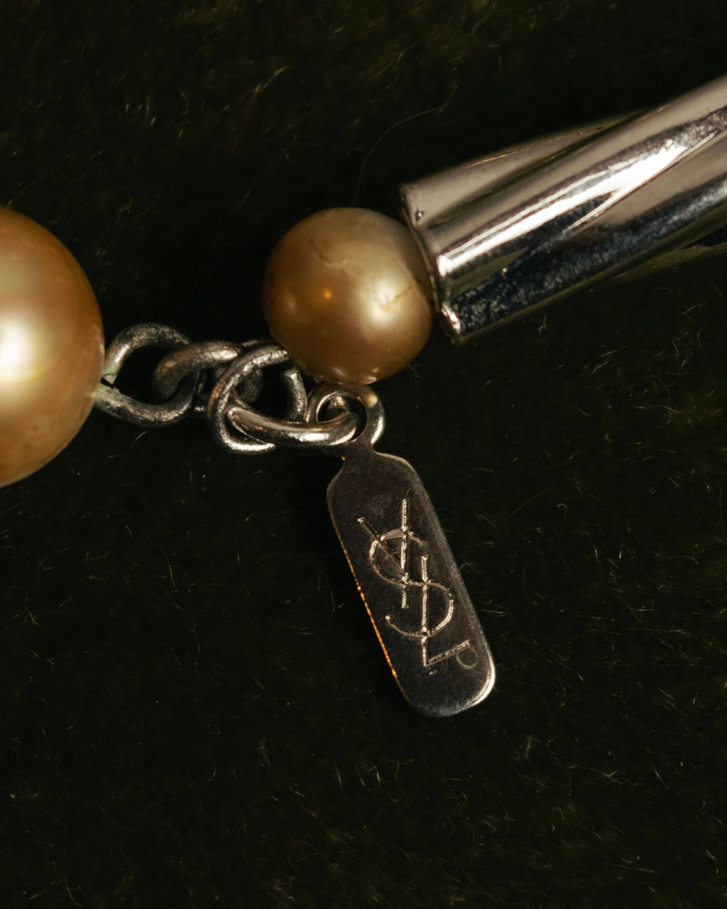 “Yves Saint Laurent” 80’s-90’s Cassandra logo mixed bead long necklace