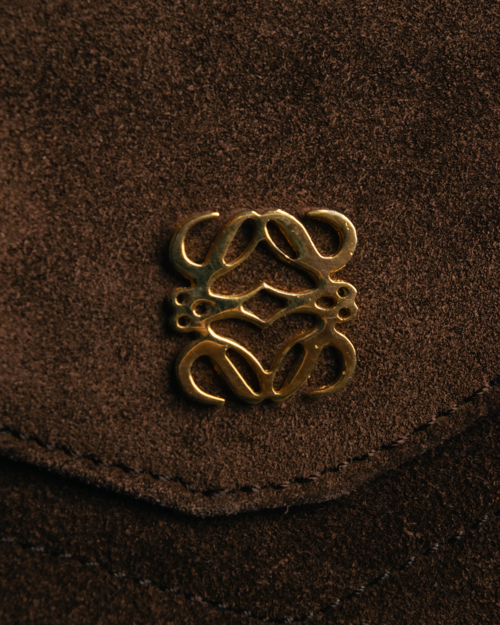 “LOEWE” 80’s-90’s Suede anagram chain shoulder bag