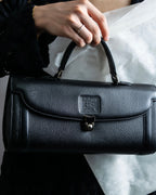 "BURBERRYS" Cylinder shaped leather one handle bag