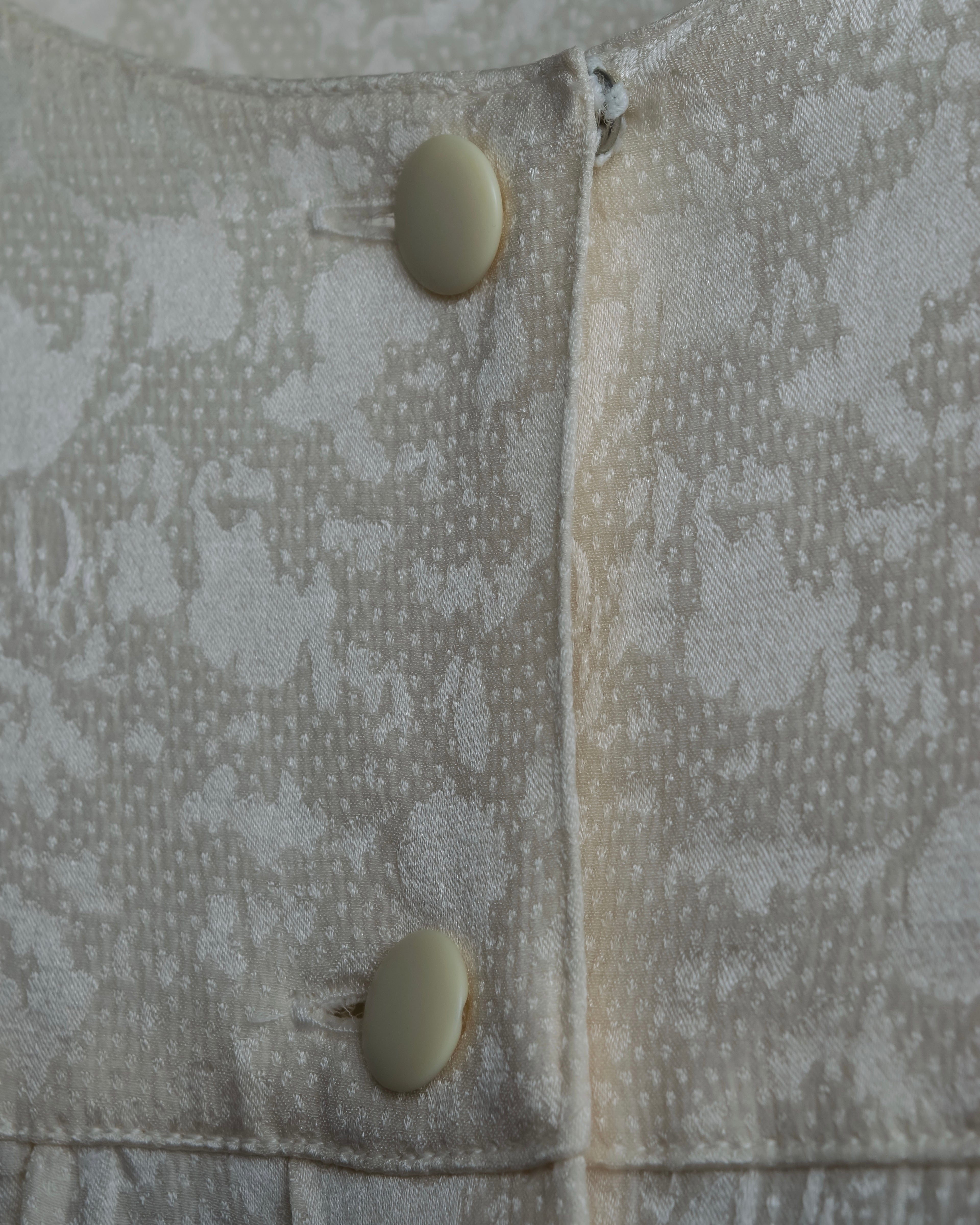 "Christian Dior" Shiny off-white shirt