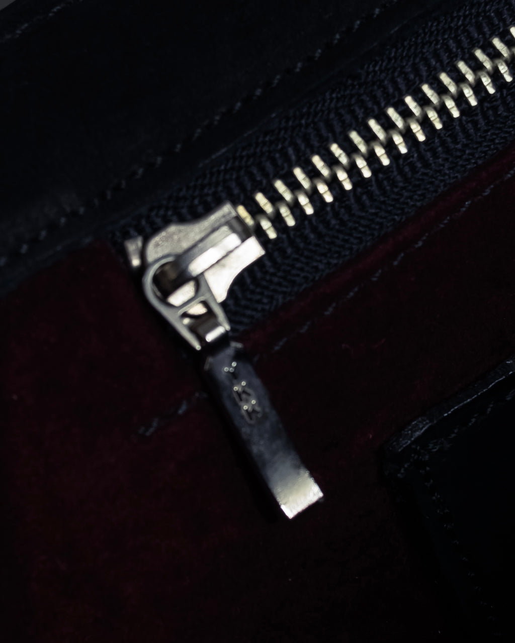 "JEAN PAUL GAULTIER" Front clasp design suede leather hand bag