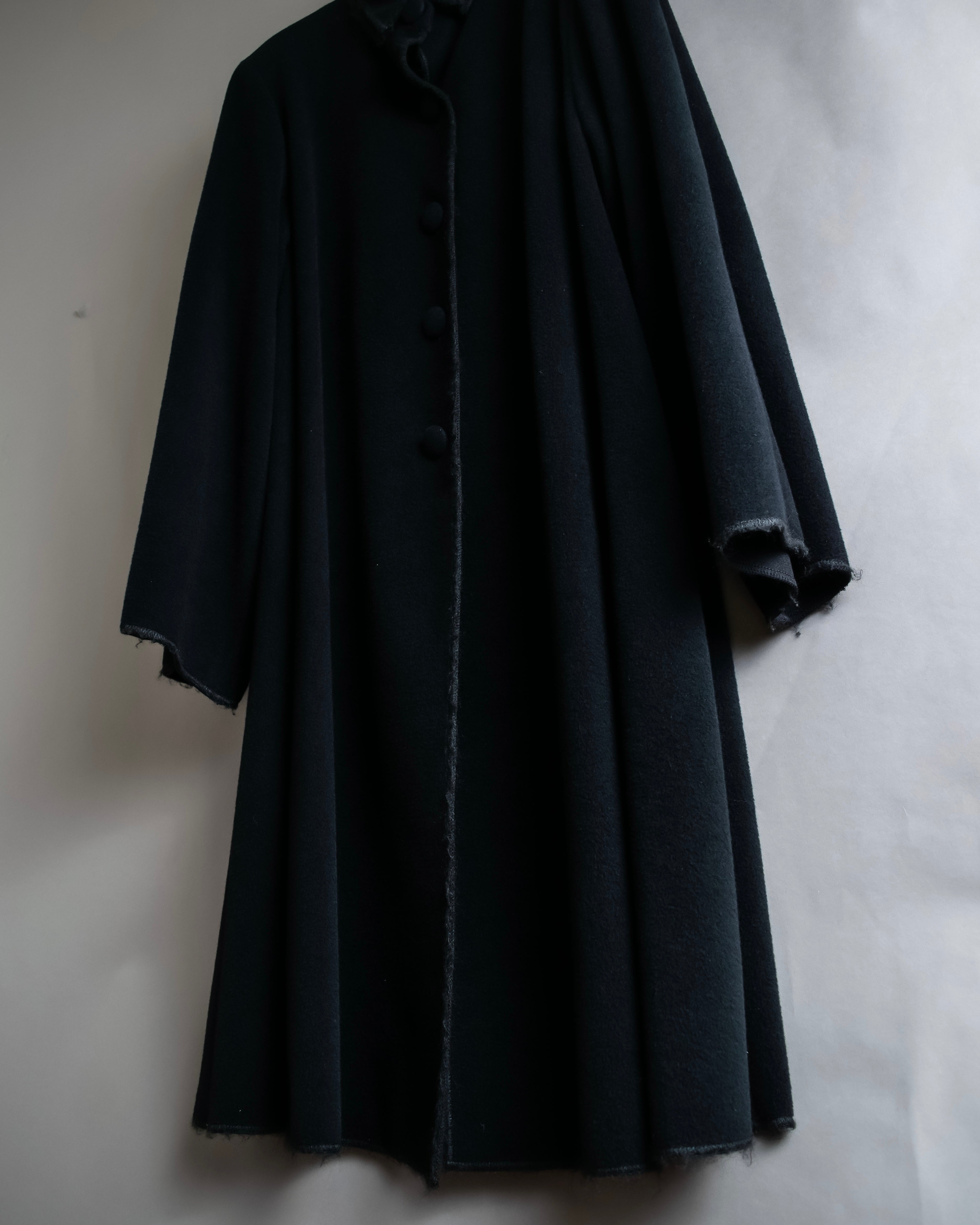 "FENDI" 00'sDouble collar design flared silhouette coat