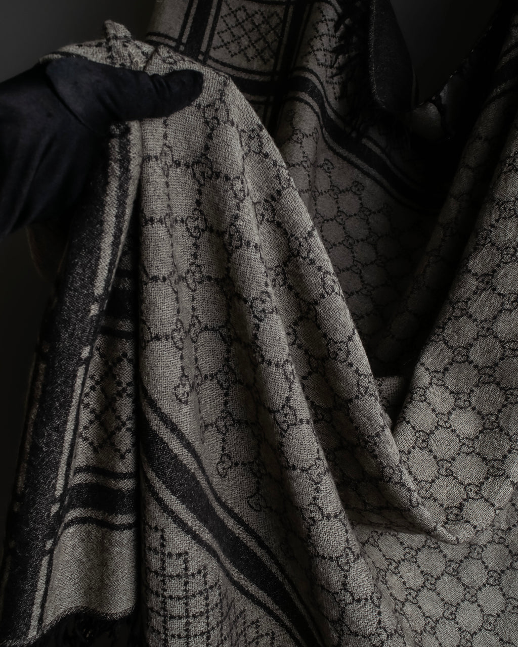 "GUCCI" GG monogram &amp; check pattern fringe large stole