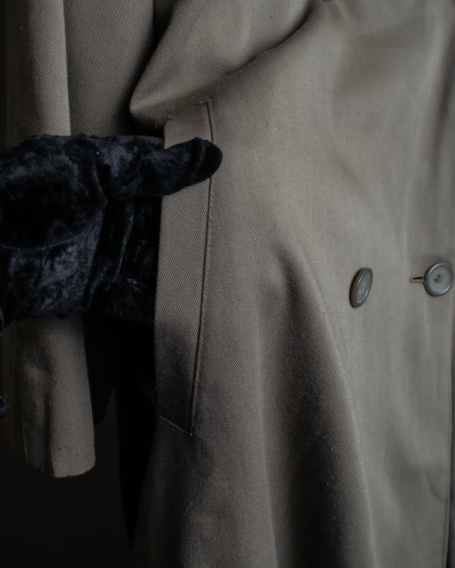 "Vintage matte texture long trench coat"