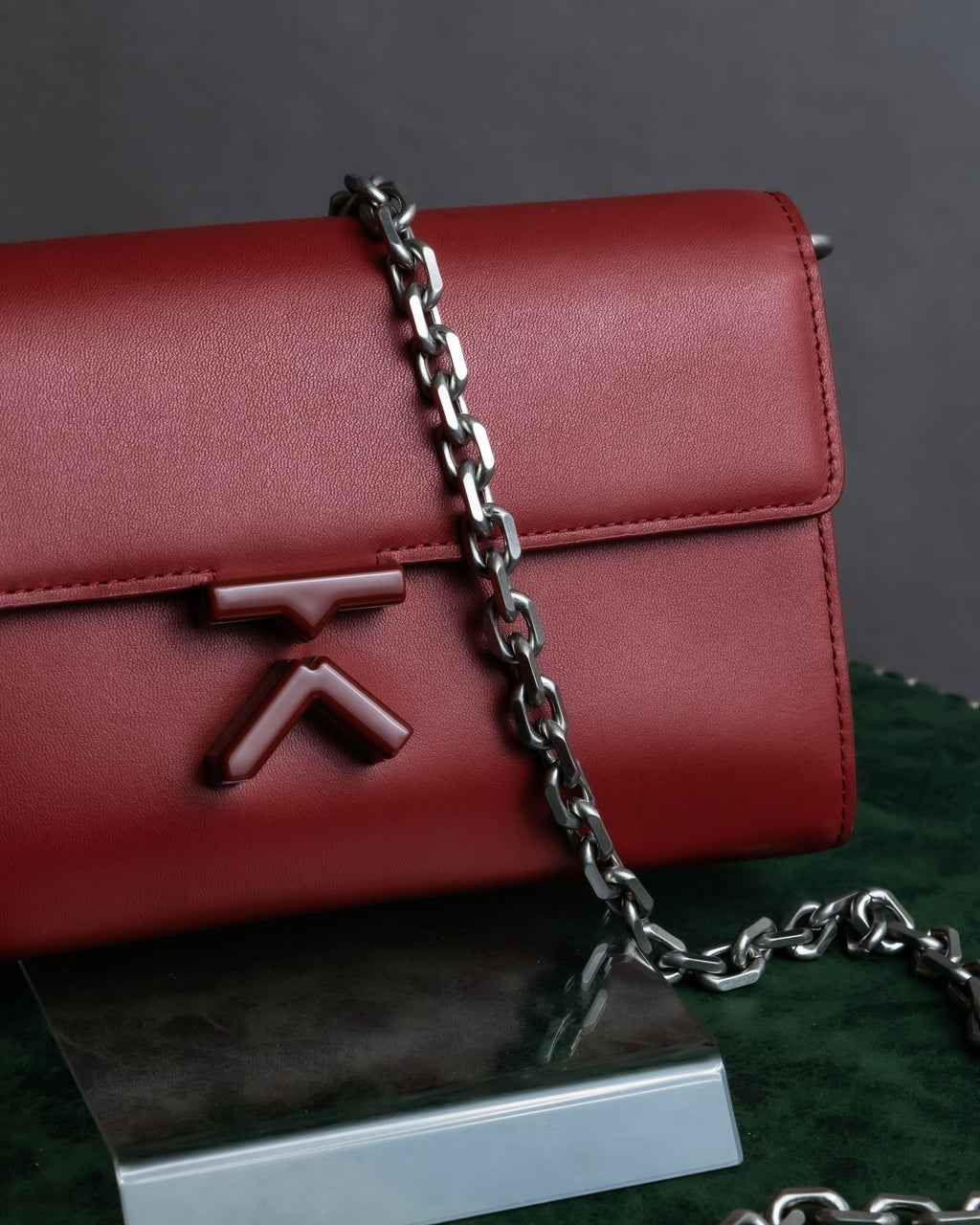 "KENZO" K motif design chain shoulder wallet bag
