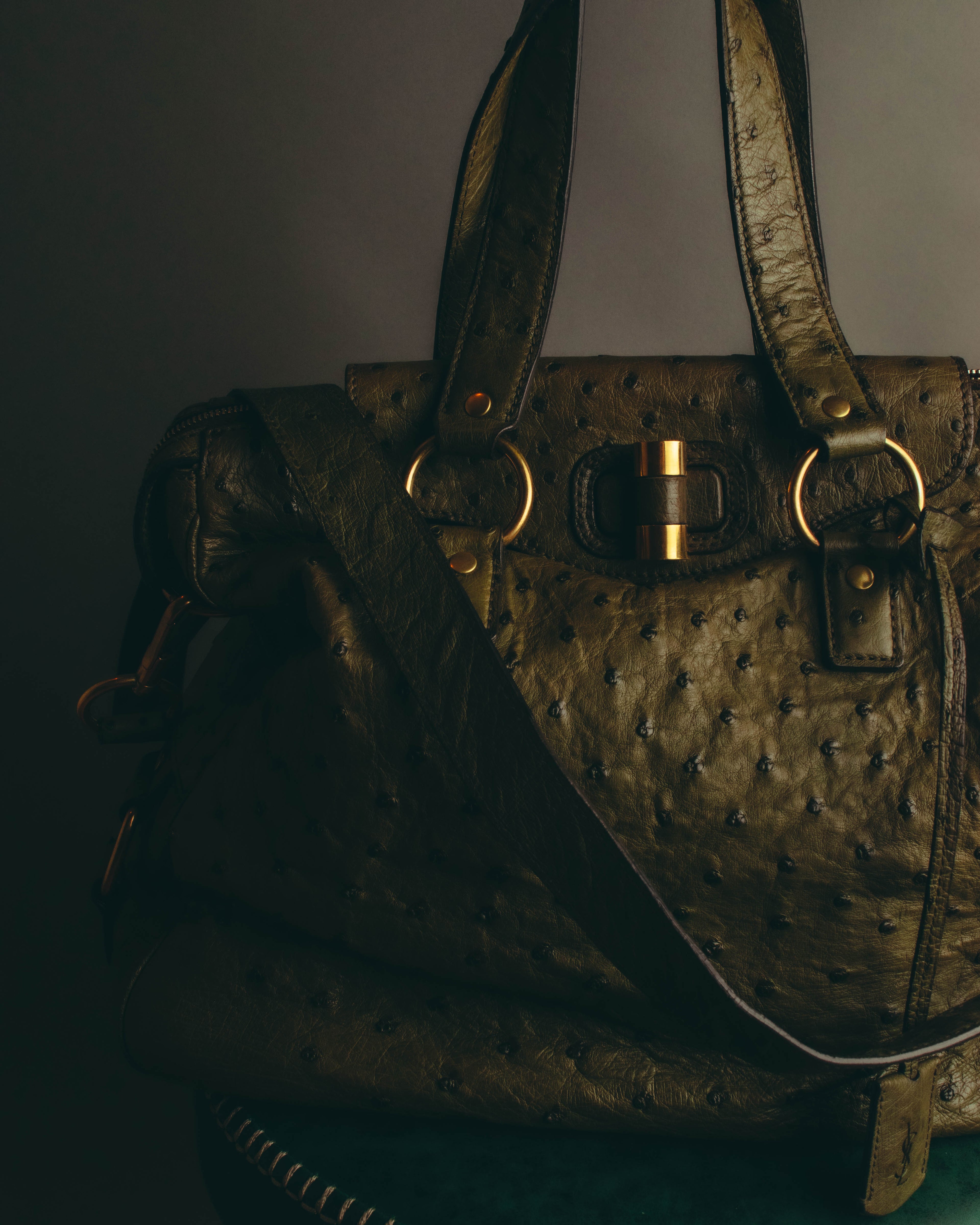 -SPECIAL- “YVES SAINT LAURENT” 00’s-10’s Ostrich leather top handle satchel
