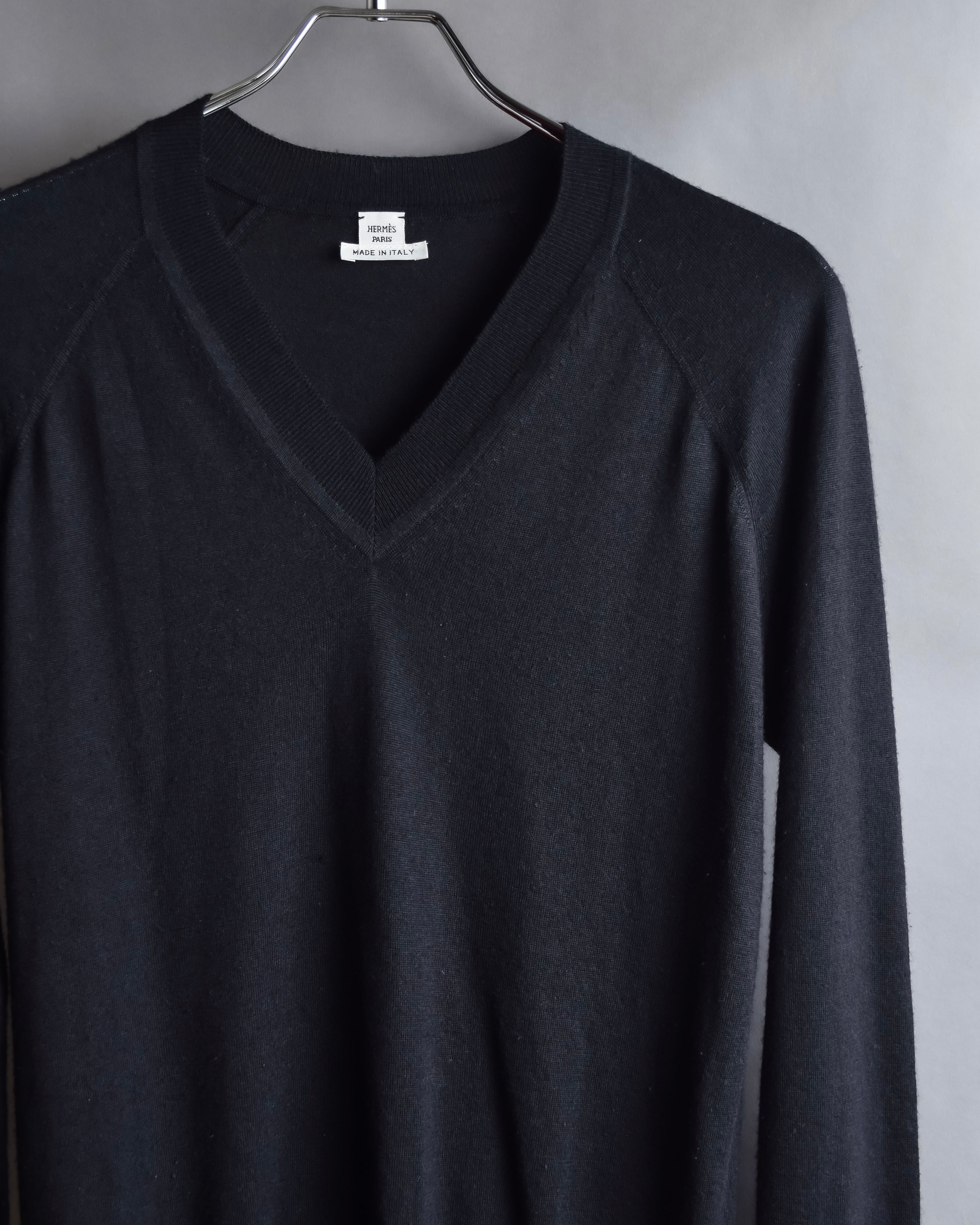 "HERMES" Cashmere silk blend V-neck knit