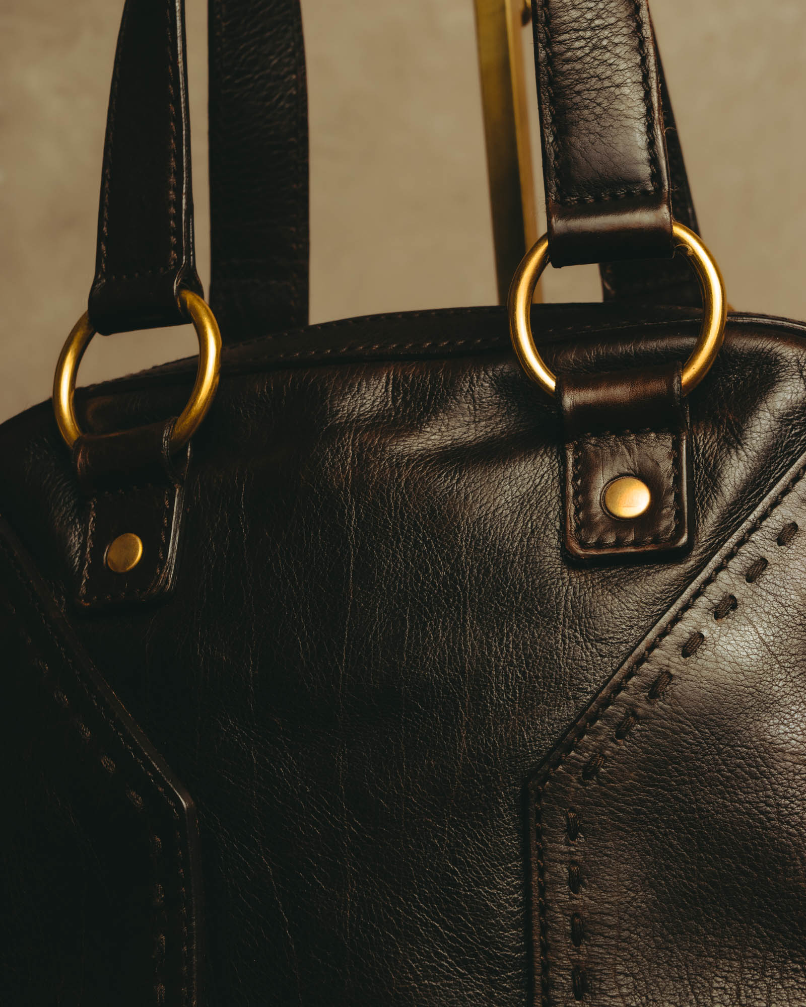 -SPECIAL- “Yves Saint Laurent” 00’s-10’s Muse leather handbag