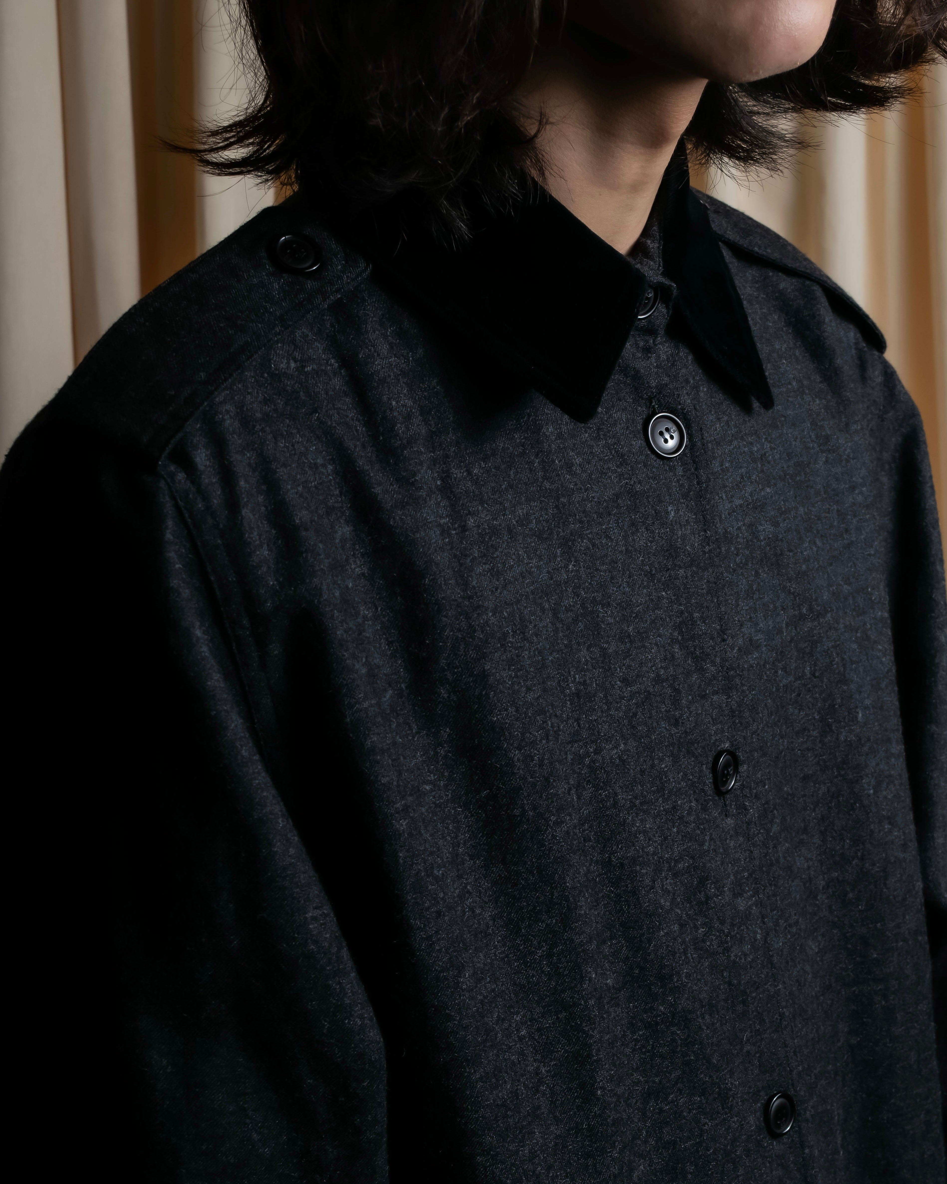 "GUCCI" 70's velvet collar design long coat