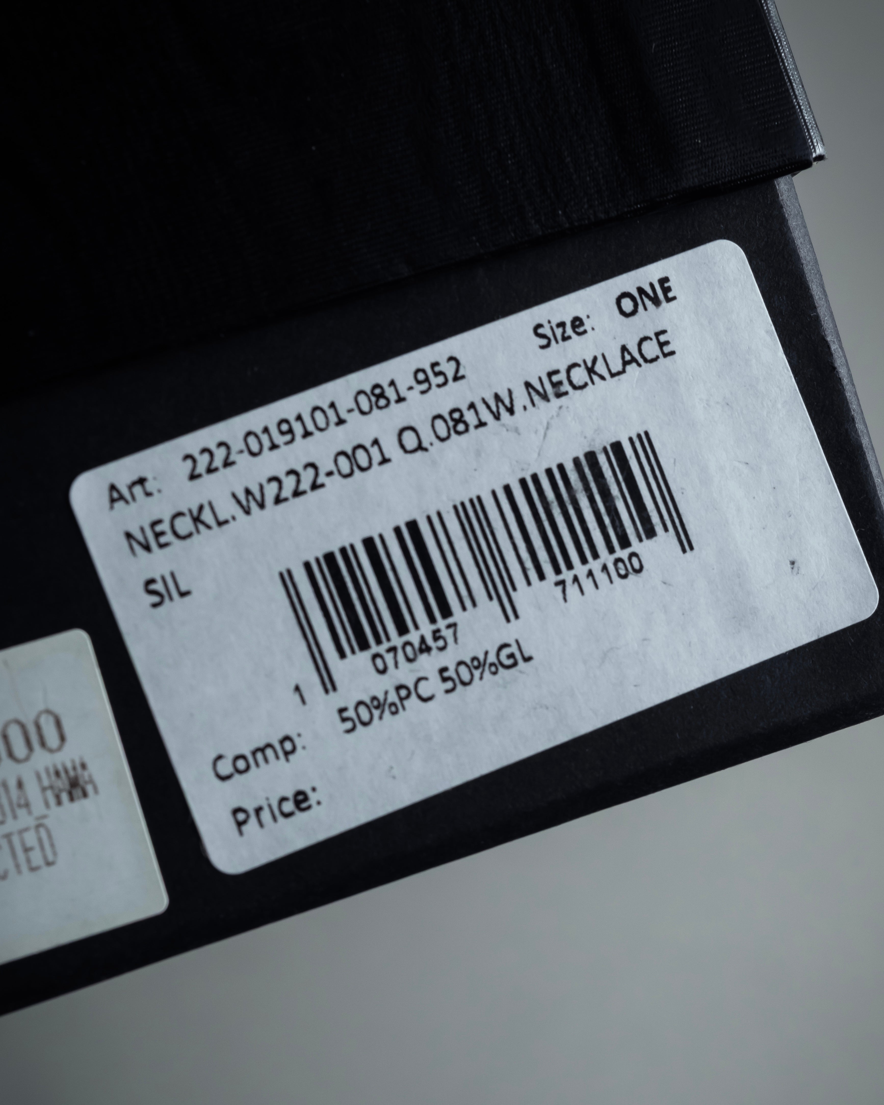 "DRIES VAN NOTTEN" 2022's Double crystal detail magnetic choker