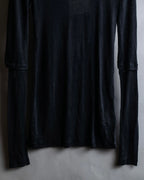 "Acne" Back＆sleeve cutting slit design pullover