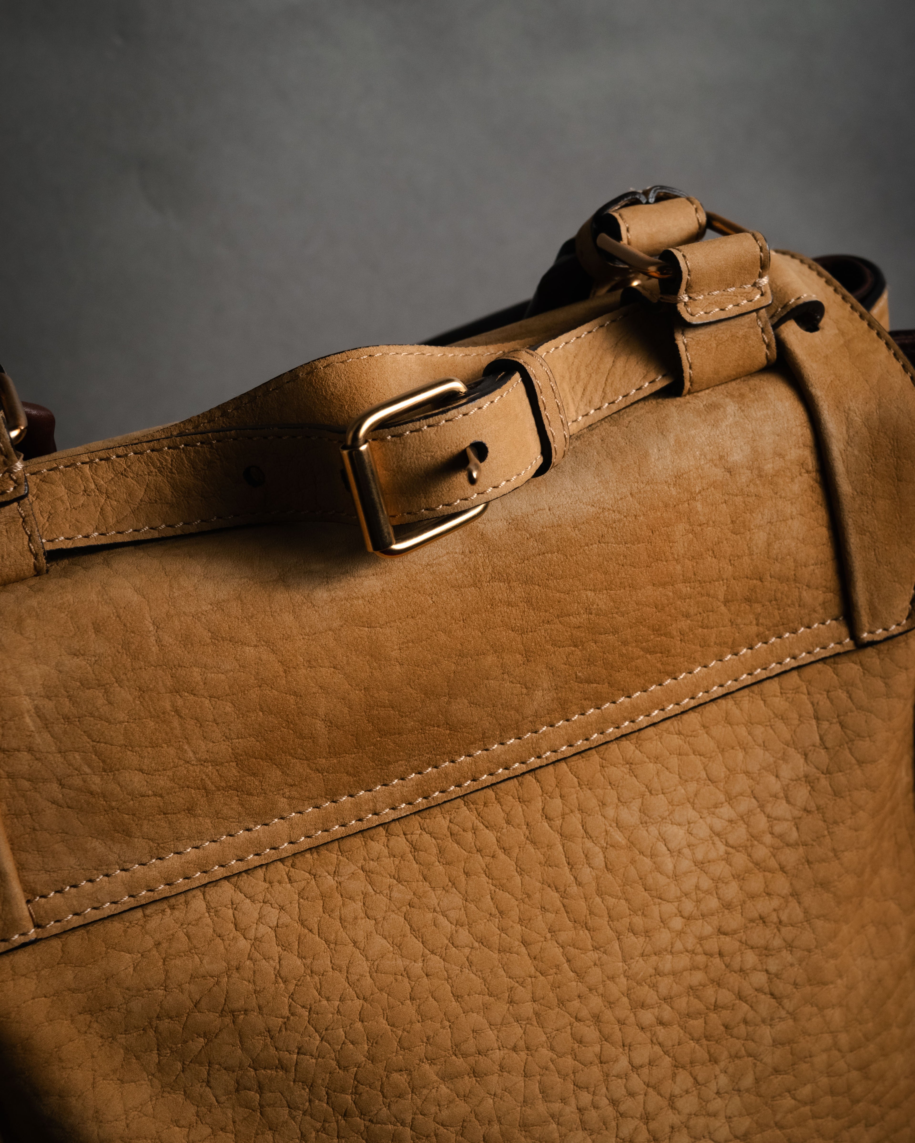 “Chloé” 12-14 Alice bicolor trapeze tote bag