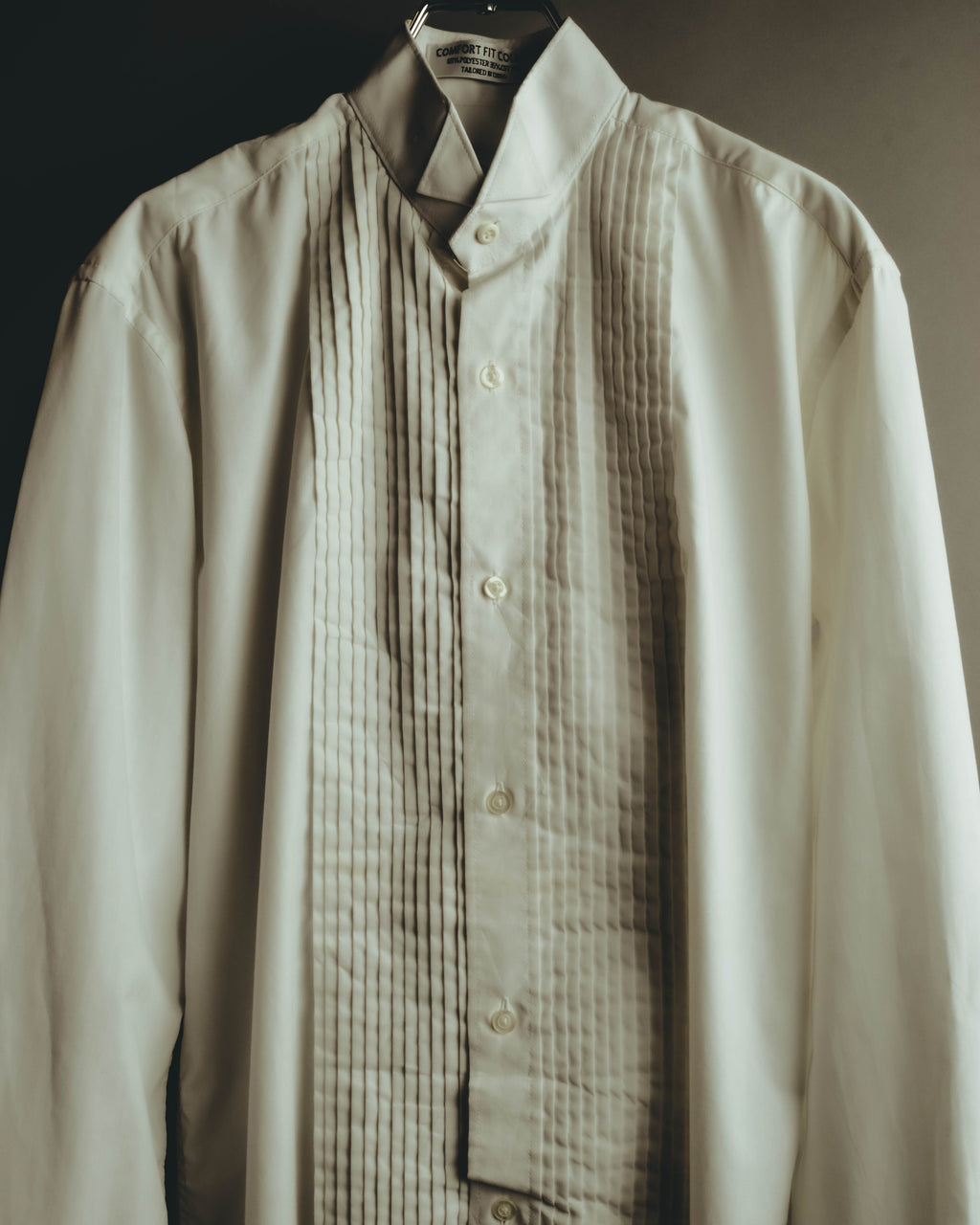 "Vintage" 90's-00's Pleated front tuxedo shirt