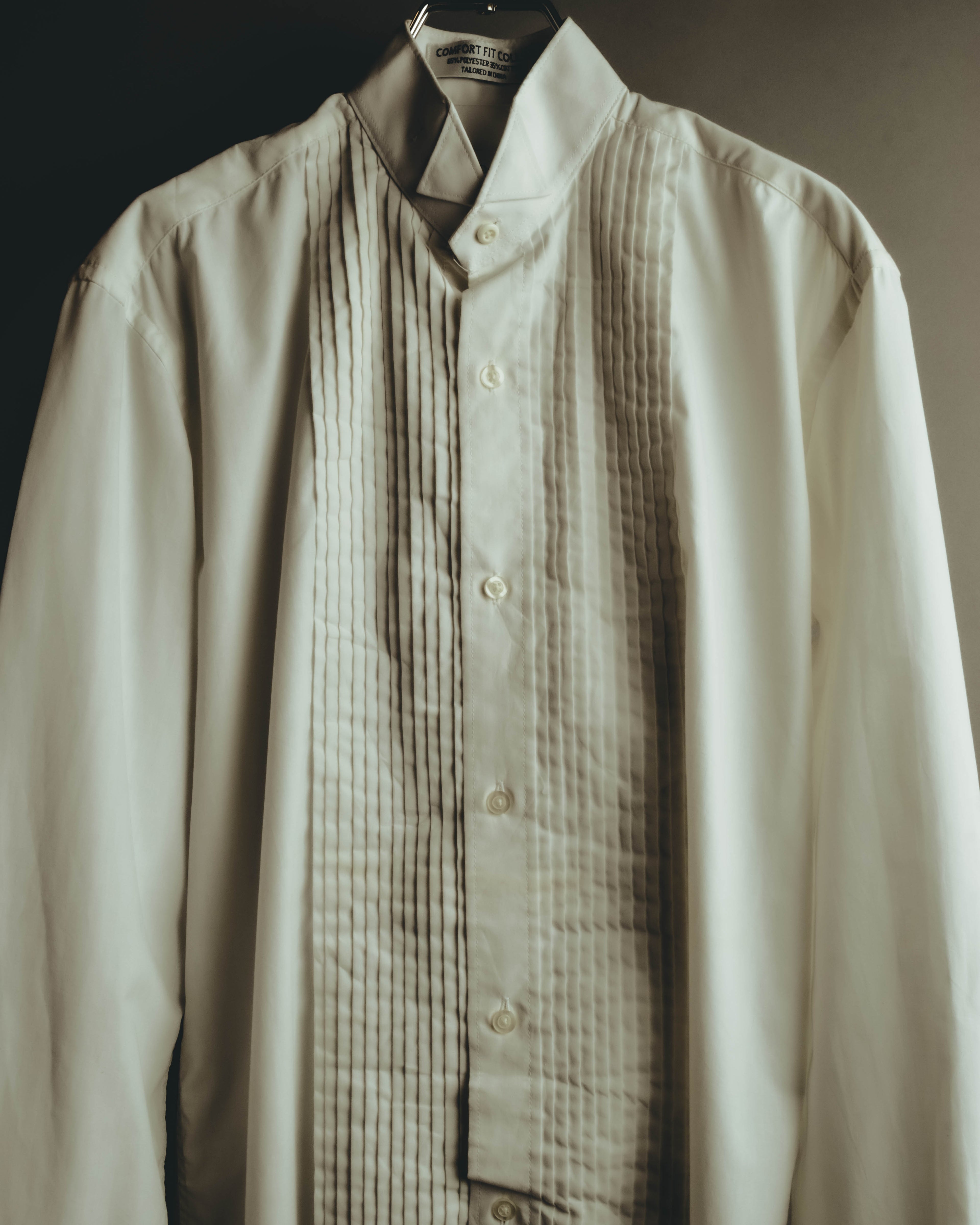 "Vintage" 90's-00's Pleated front tuxedo shirt