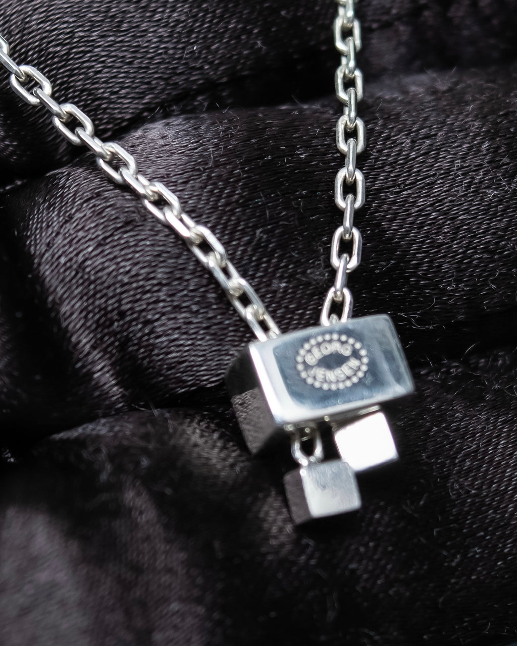 "GEORG JENSEN Aria" Round silver design bracelet