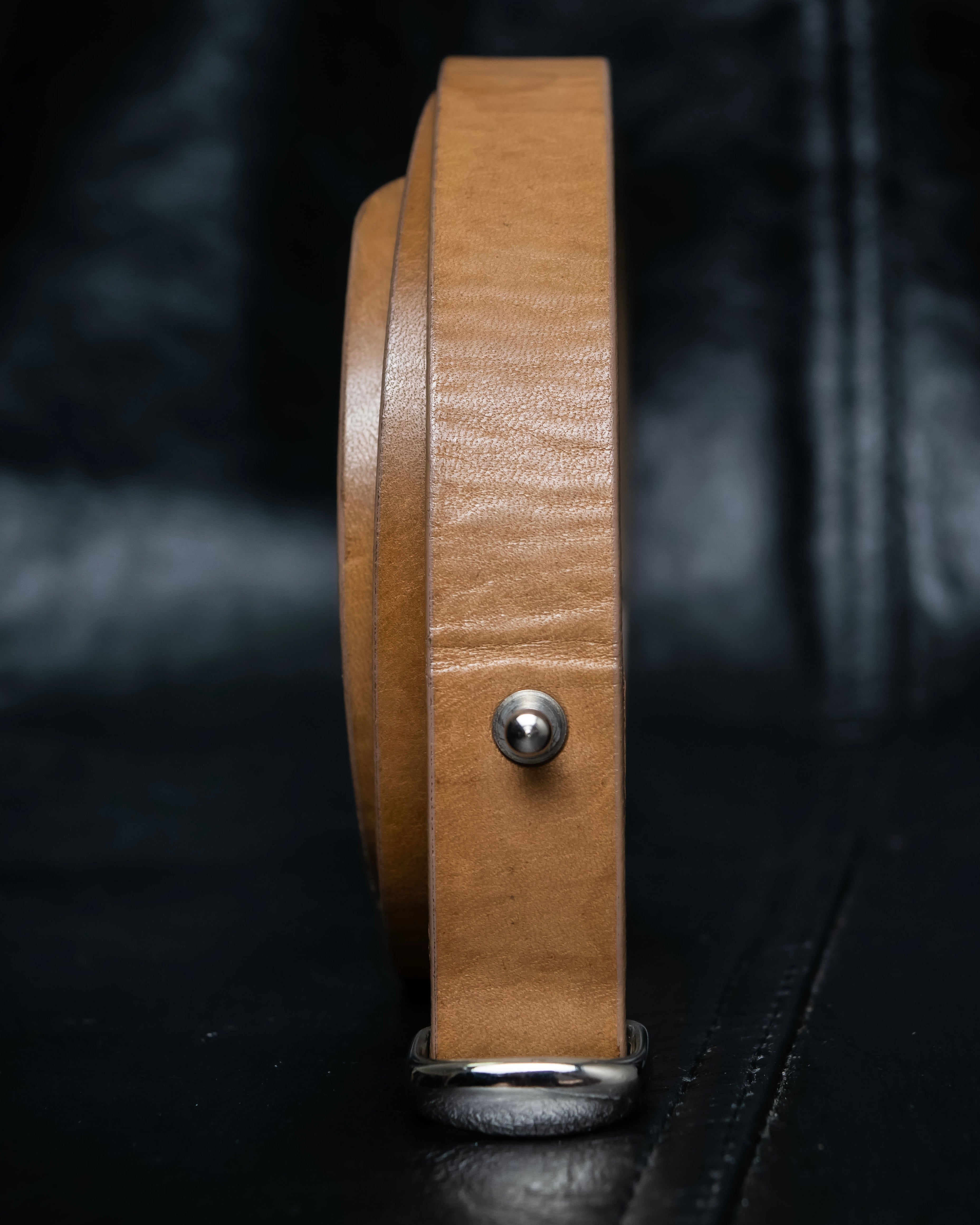 "Maison Martin Margiela" No. 11 Bella Pelle minimal design leather belt