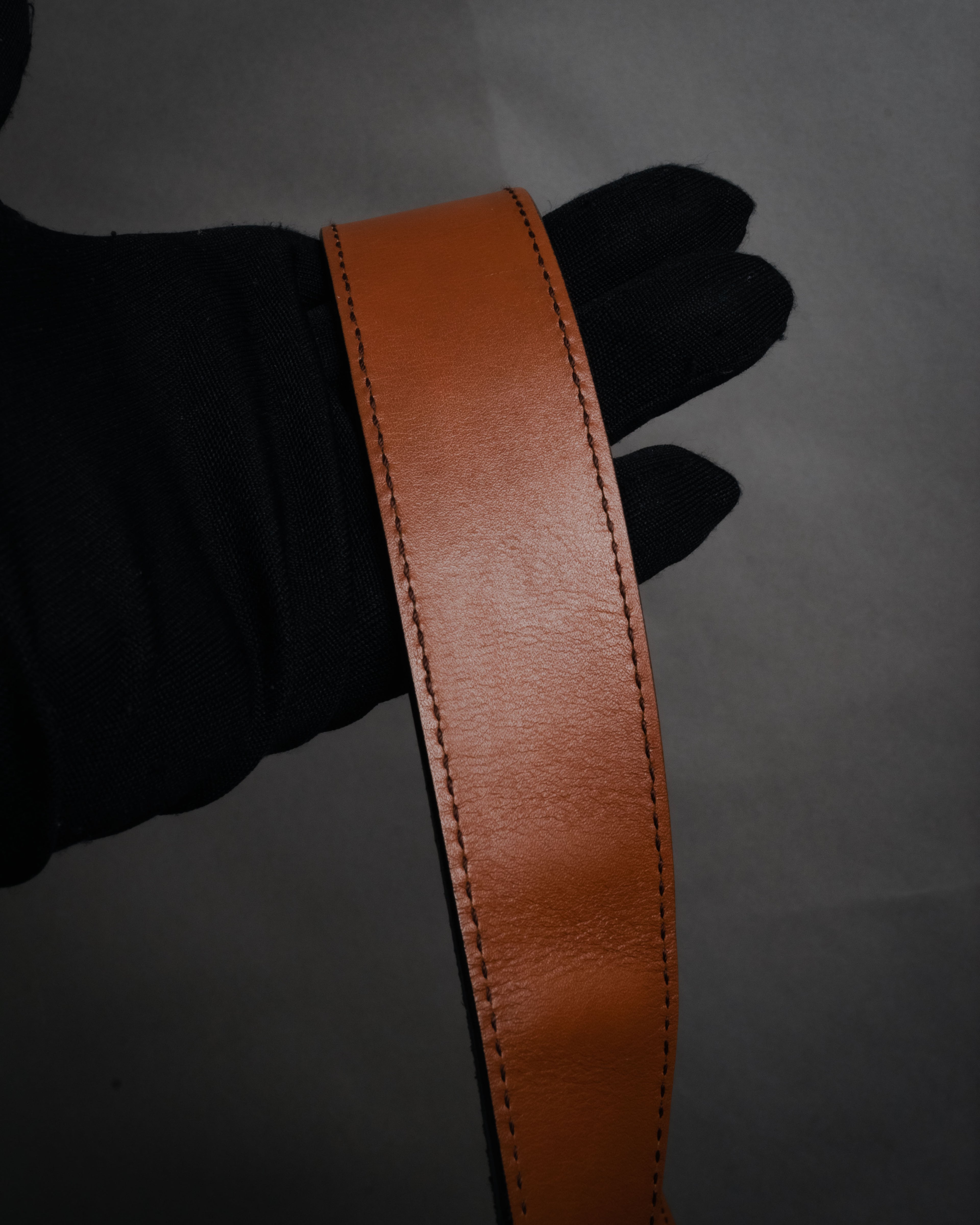 “Salvatore Ferragamo” 90’s-00’s Gancini suede shoulder bag