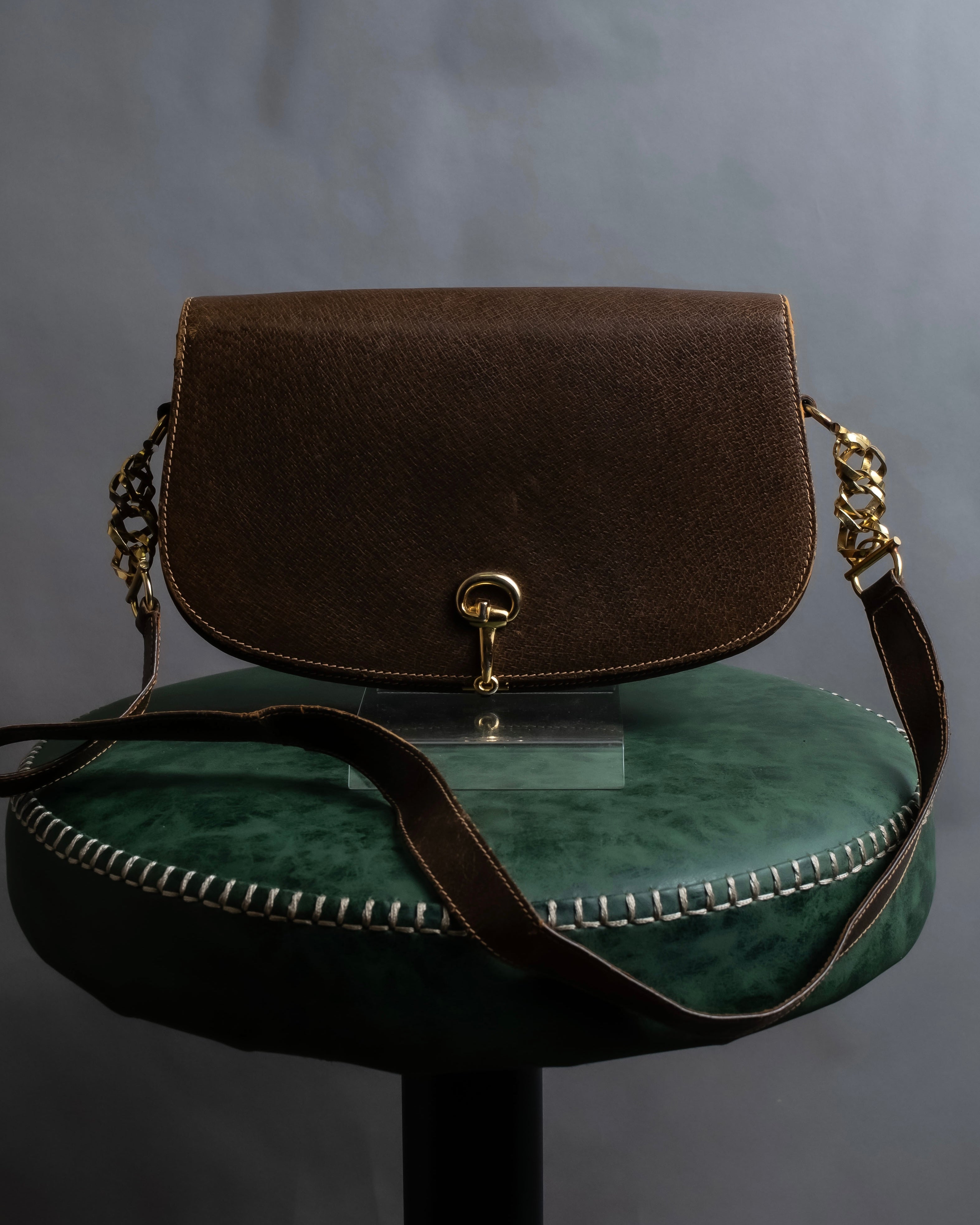 "GUCCI" Vintage horsebit motif leather shoulder bag