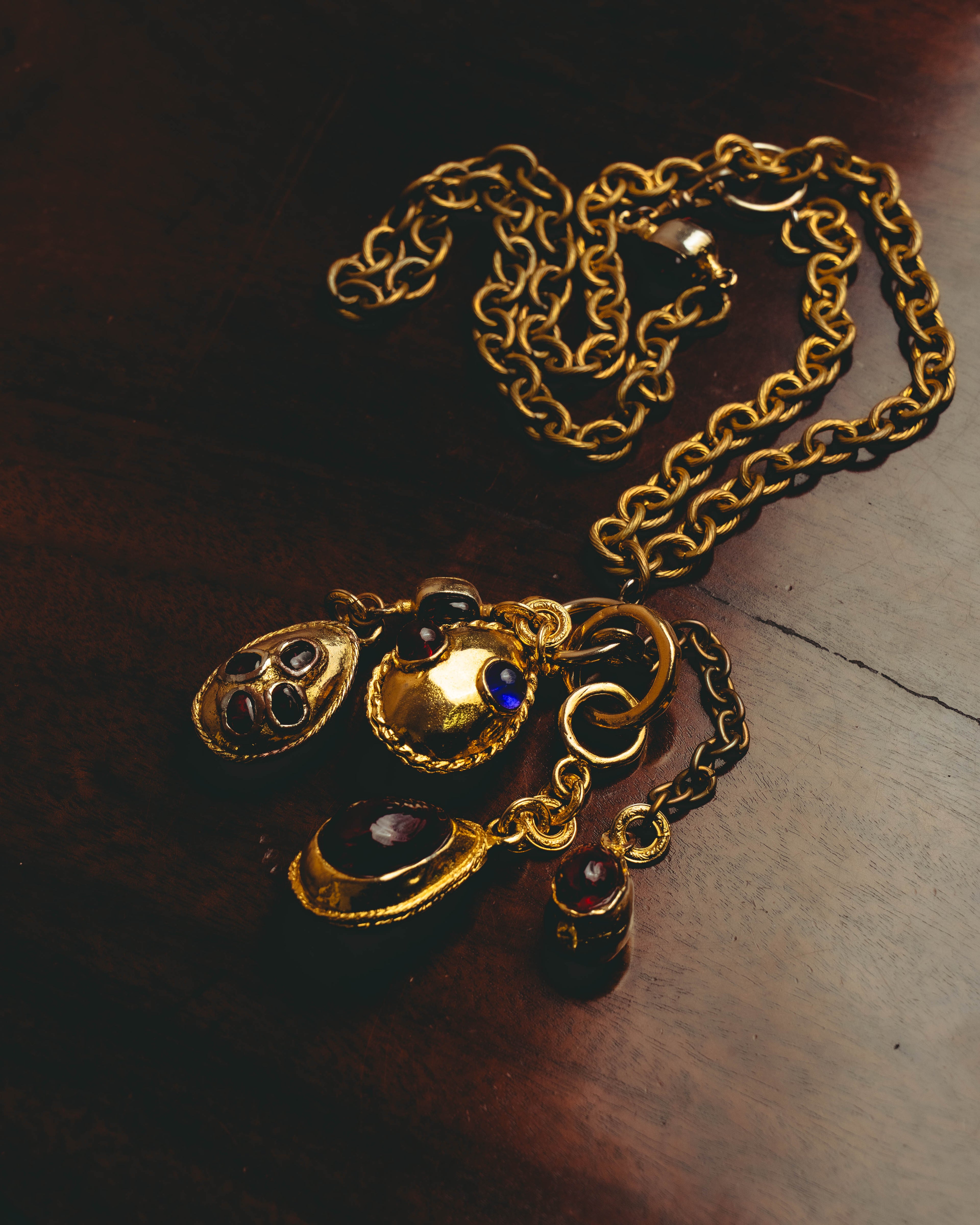 -SPECIAL - “CHANEL” 70’s-80’s Gripoix glass cabochon charm sautoir necklace
